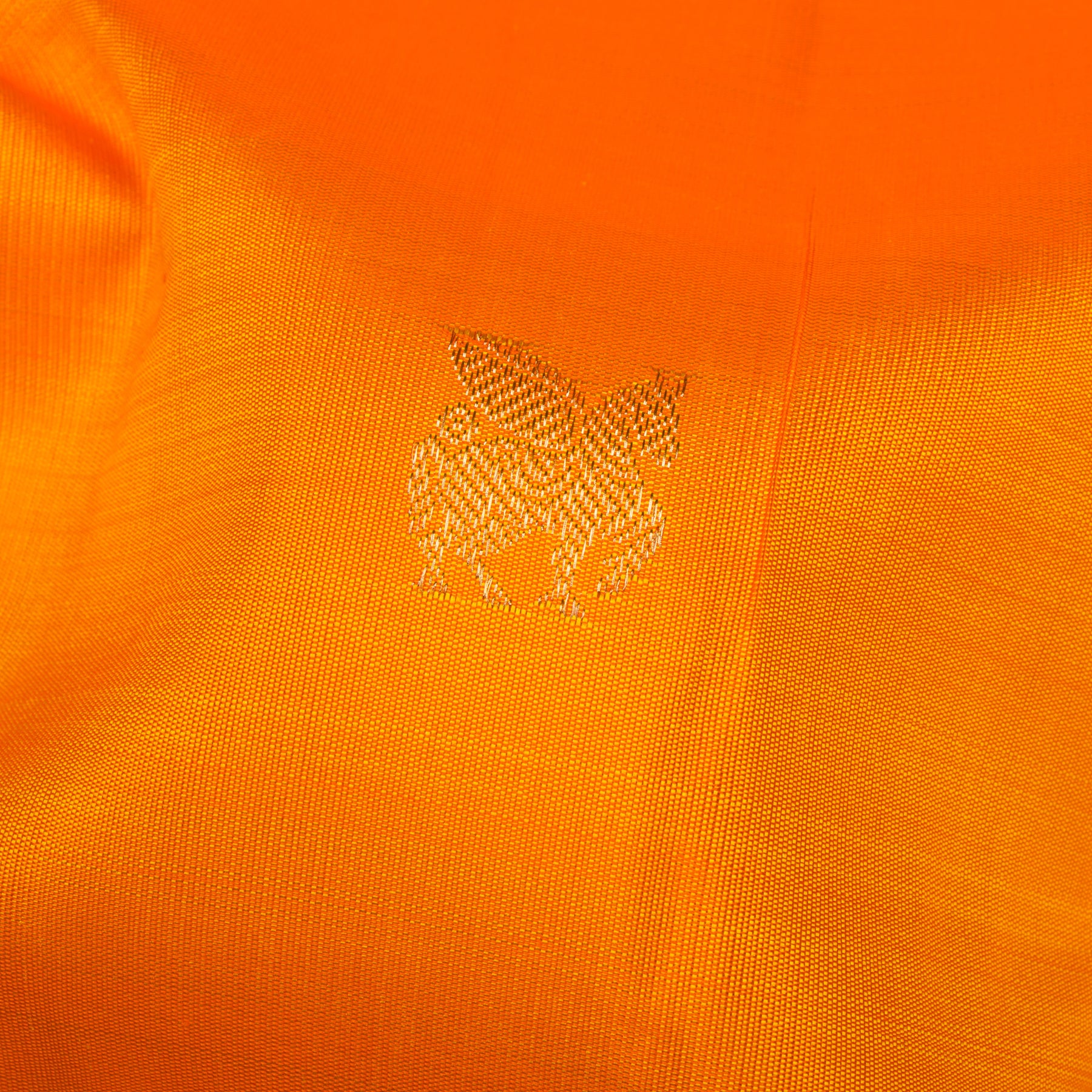 Kanakavalli Kanjivaram Silk Sari 25-109-HS001-09617 - Fabric View