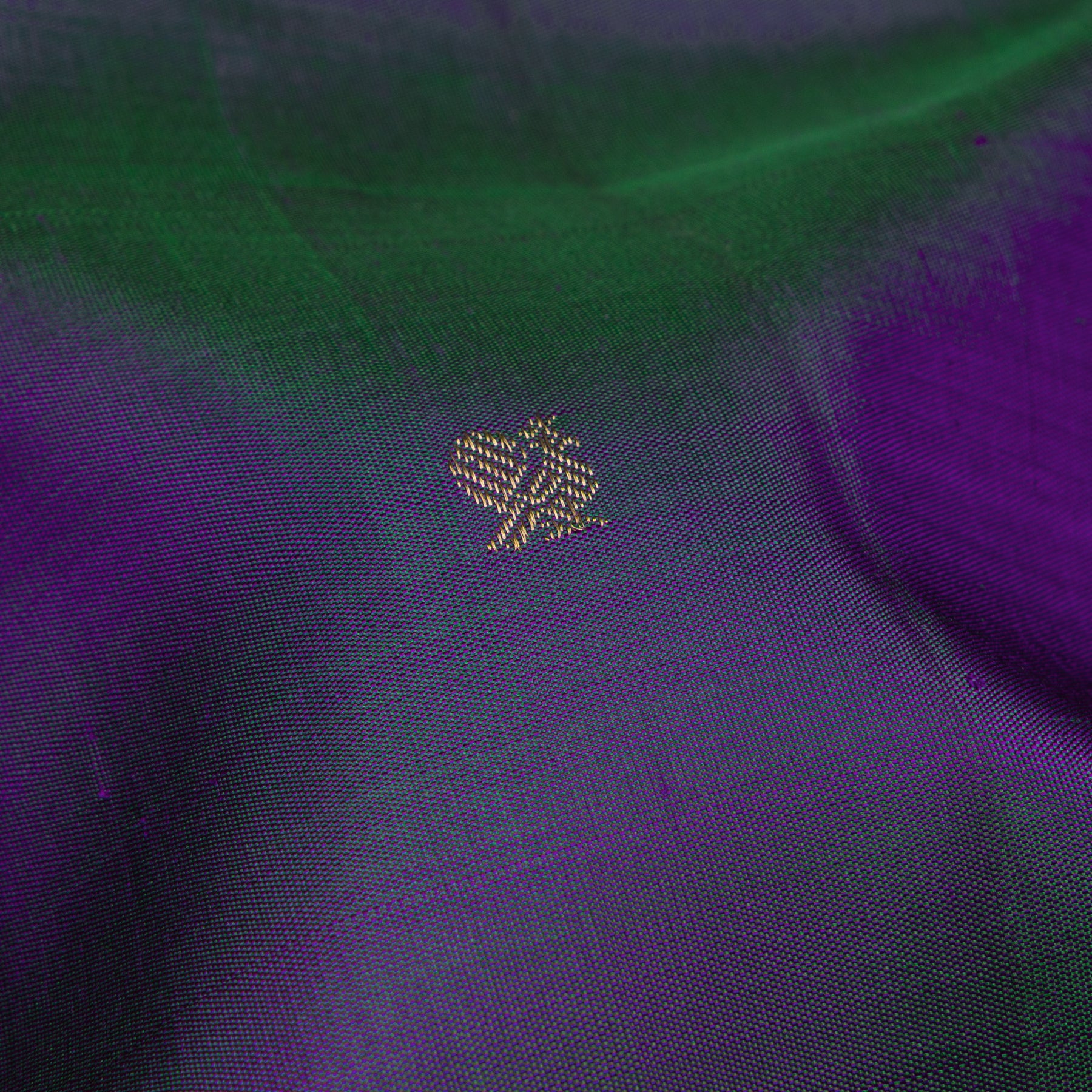 Kanakavalli Kanjivaram Silk Sari 25-109-HS001-09637 - Fabric View
