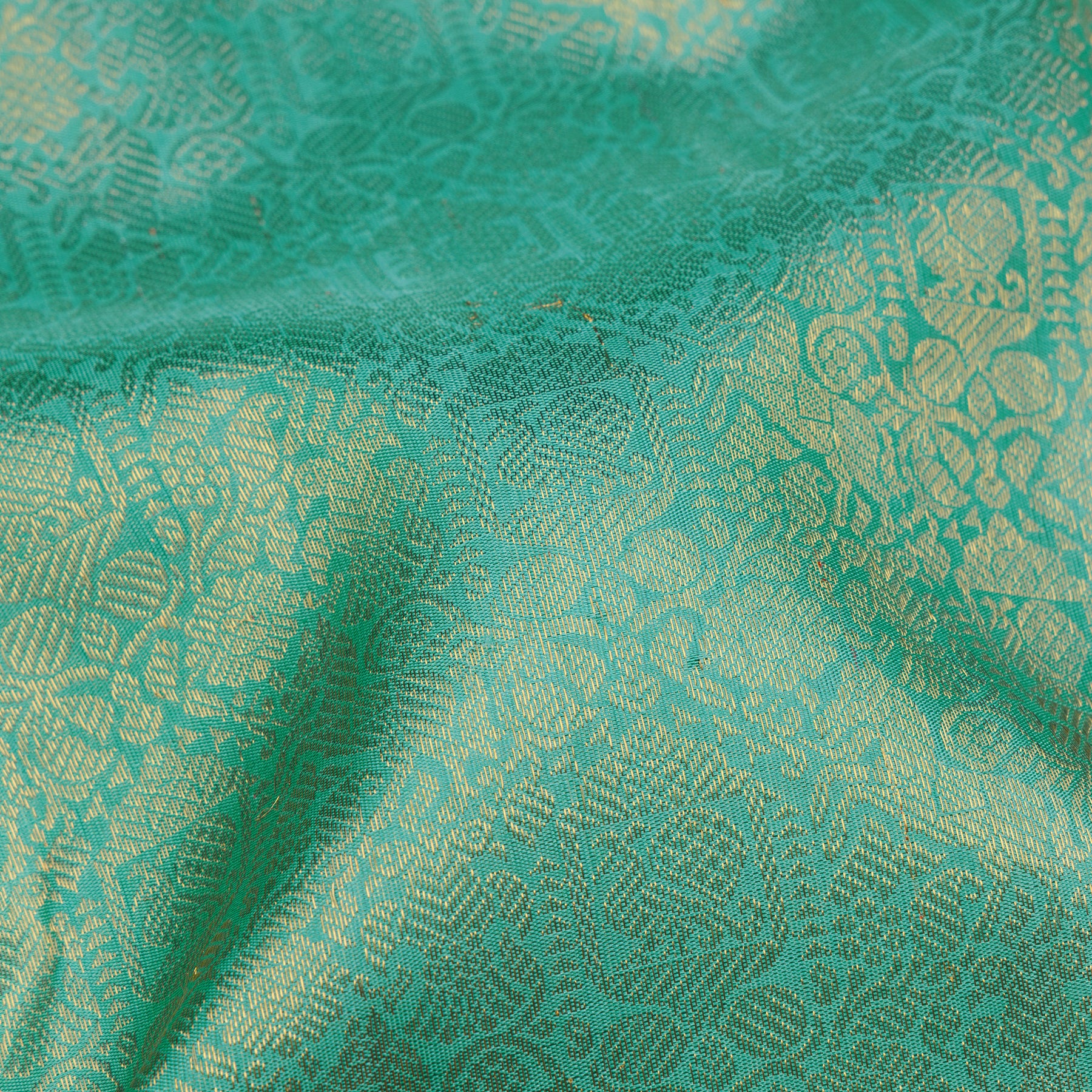 Kanakavalli Kanjivaram Silk Sari 25-109-HS001-09687 - Fabric View