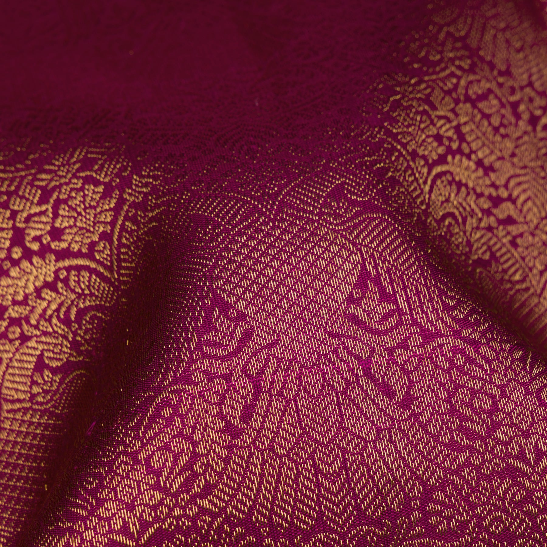 Kanakavalli Kanjivaram Silk Sari 25-109-HS001-09765 - Fabric View