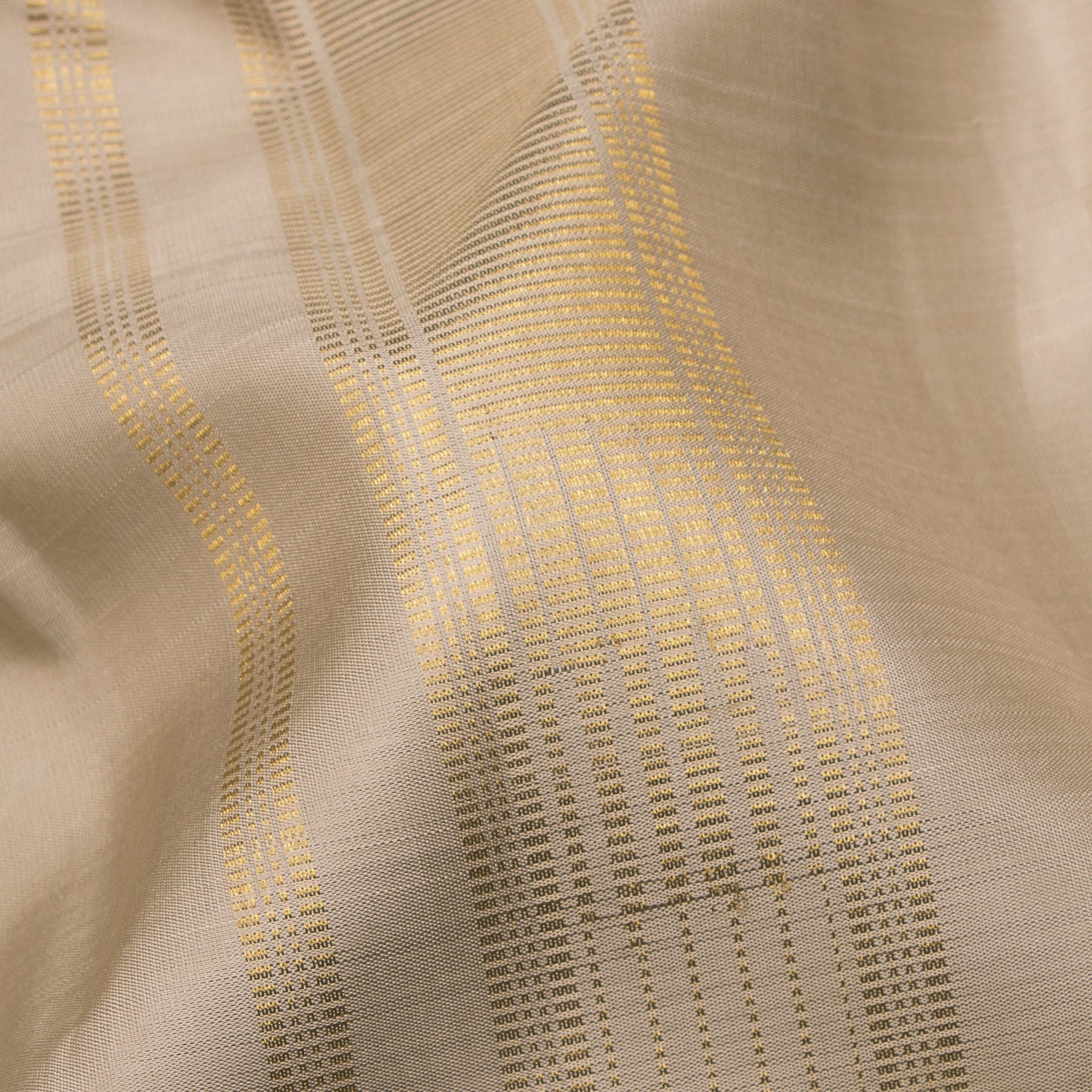 Kanakavalli Kanjivaram Silk Angavastram CO-ORD 25-110-AF001-01971 - Fabric View