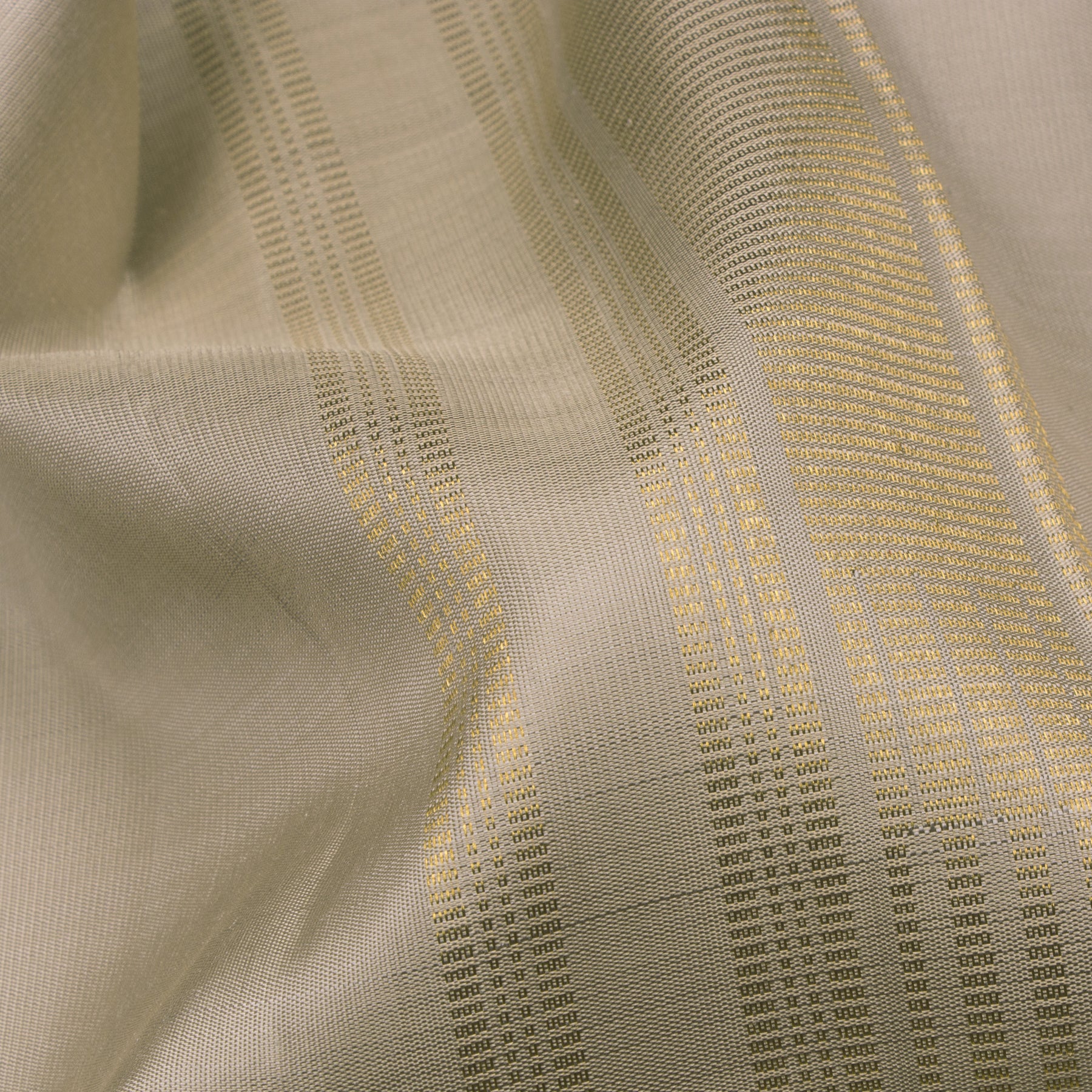 Kanakavalli Kanjivaram Silk Angavastram CO-ORD 25-110-AF001-02334 - Detailed Fabric View
