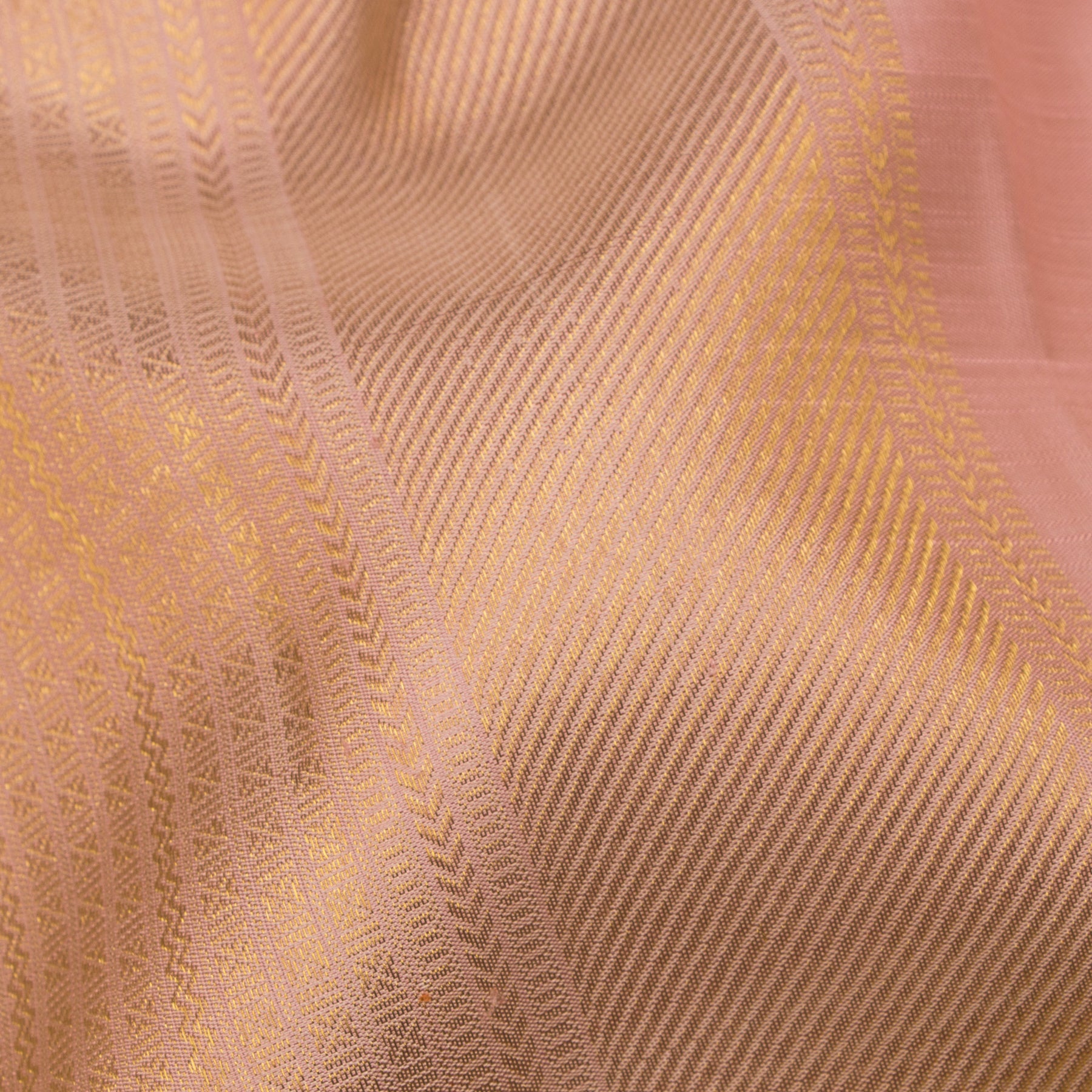 Kanakavalli Kanjivaram Silk Angavastram CO-ORD 25-110-AF001-02943 - Detailed Fabric View