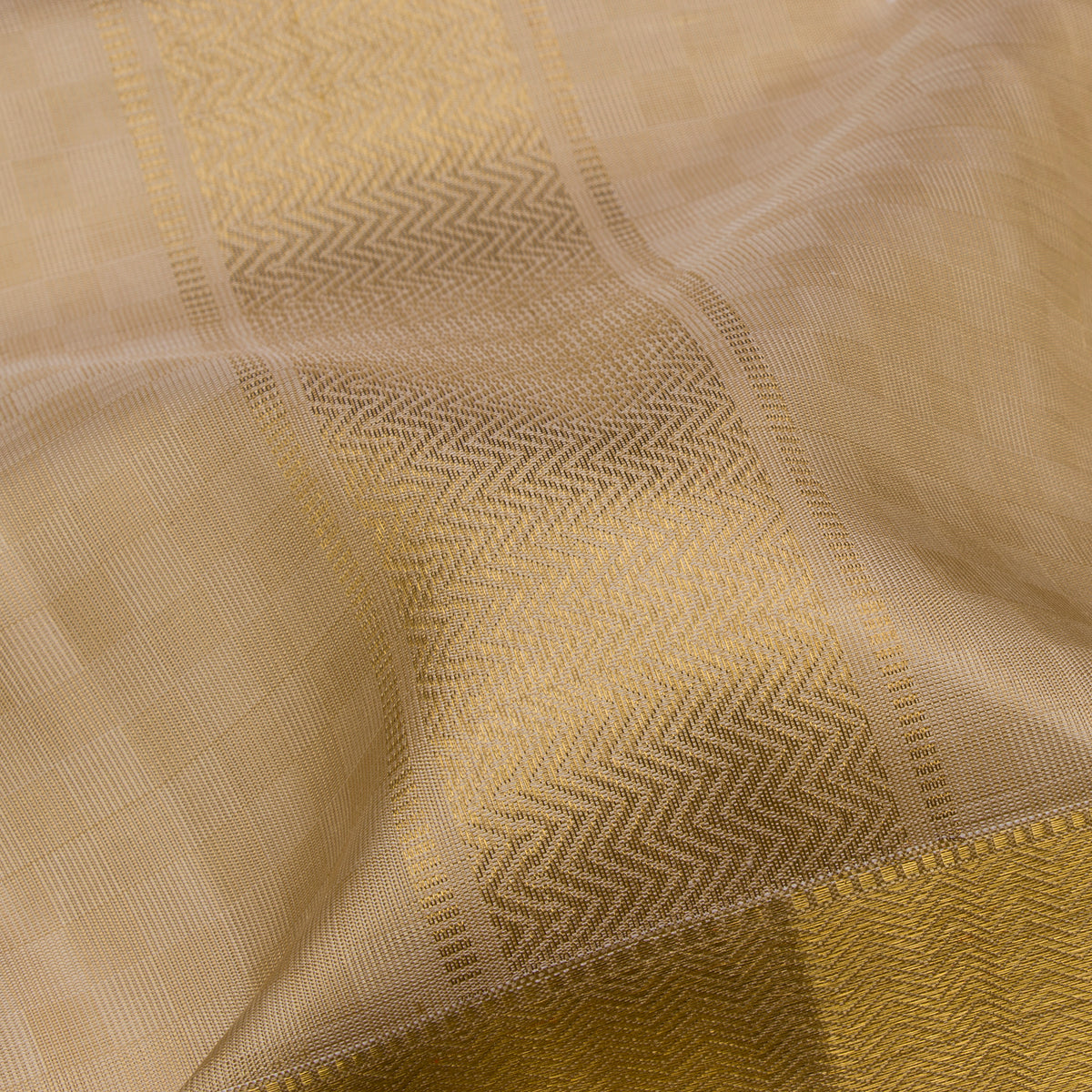 Kanakavalli Kanjivaram Silk Angavastram CO-ORD 25-110-AF001-03273 - Detailed Fabric View