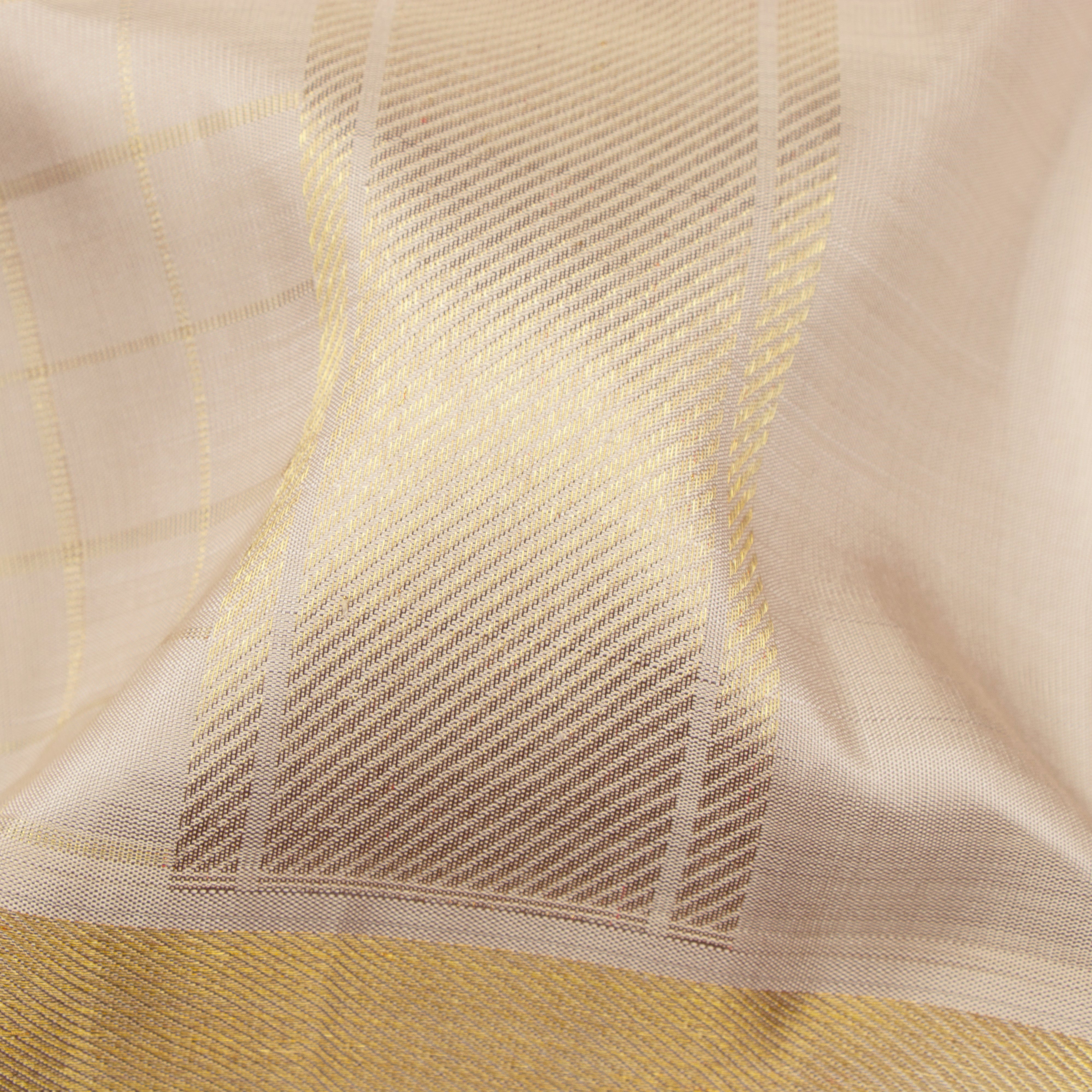 Kanakavalli Kanjivaram Silk Angavastram CO-ORD 25-110-AF001-08206 - Detailed Fabric View