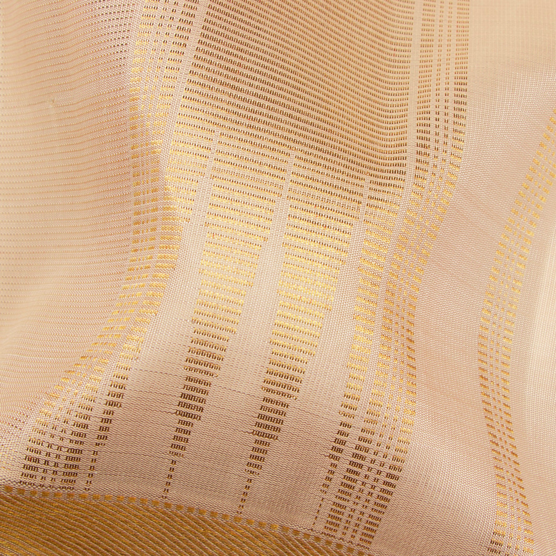 Kanakavalli Kanjivaram Silk Angavastram CO-ORD 25-110-AF001-08209 - Detailed Fabric View