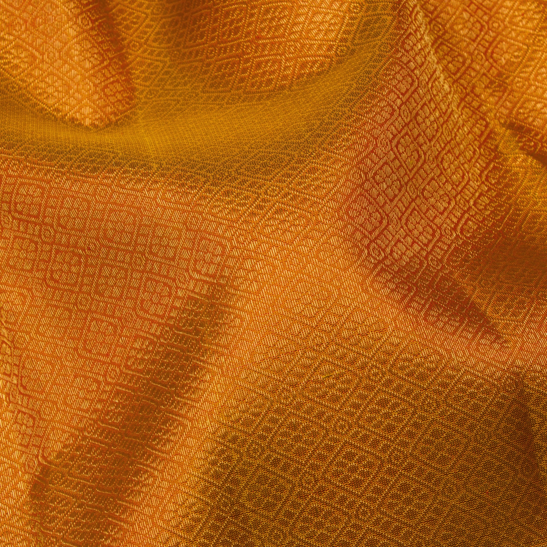 Kanakavalli Kanjivaram Silk Sari 25-110-HS001-01976 - Fabric View
