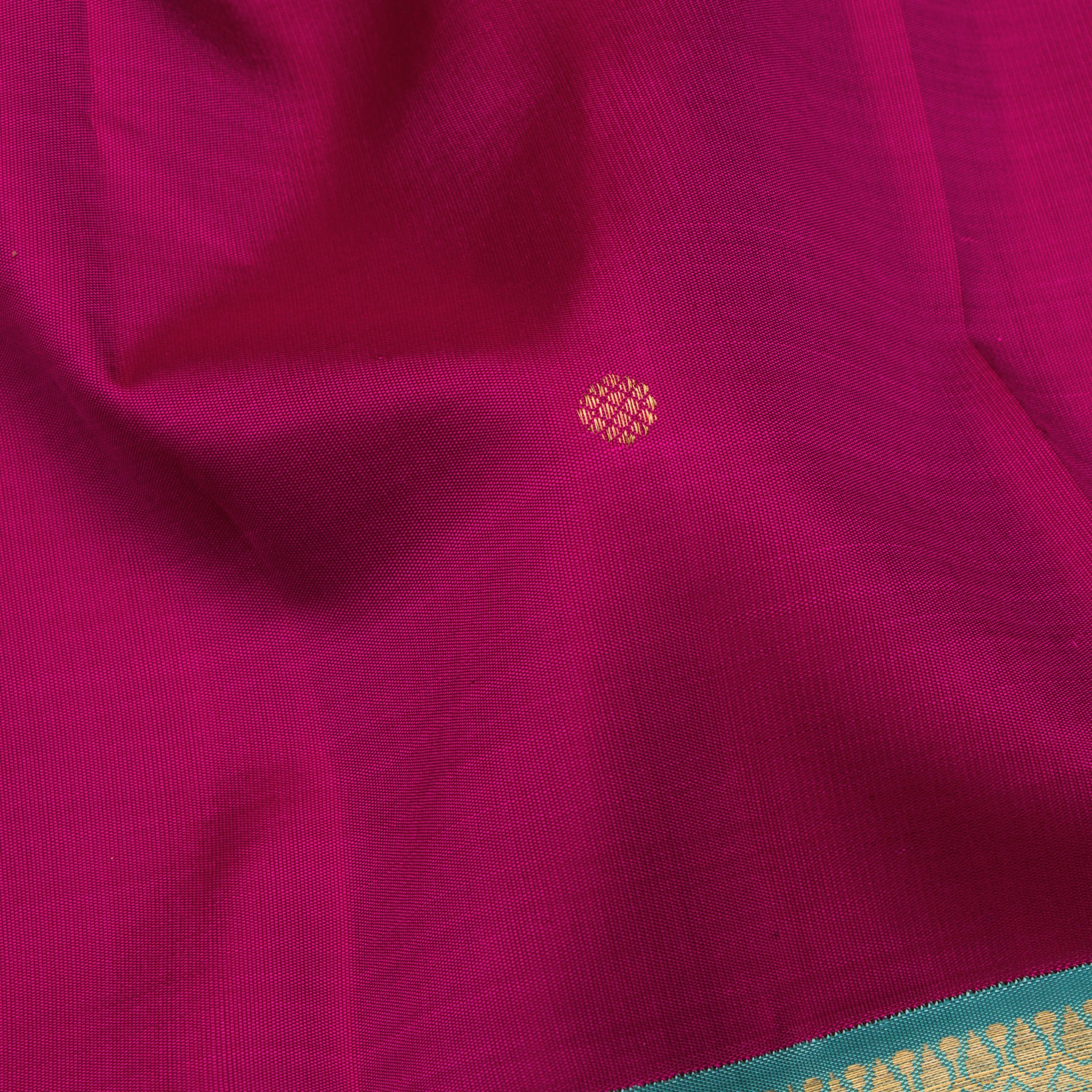 Kanakavalli Kanjivaram Silk Sari 25-110-HS001-02034 - Fabric View
