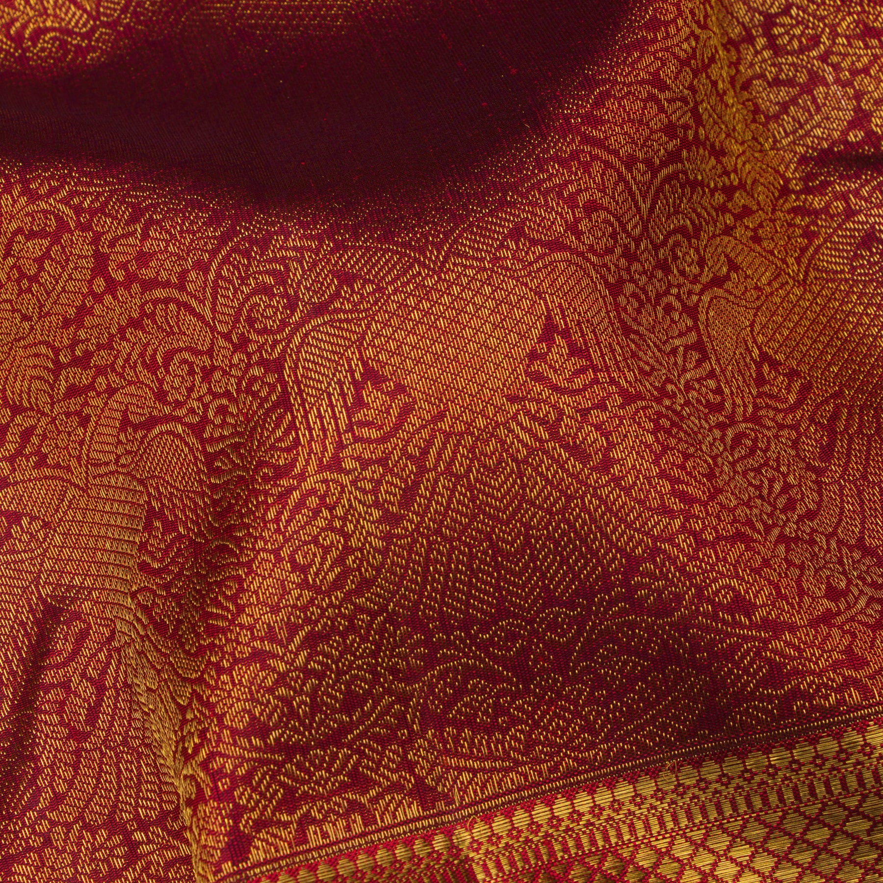Kanakavalli Kanjivaram Silk Sari 25-110-HS001-02369 - Fabric View