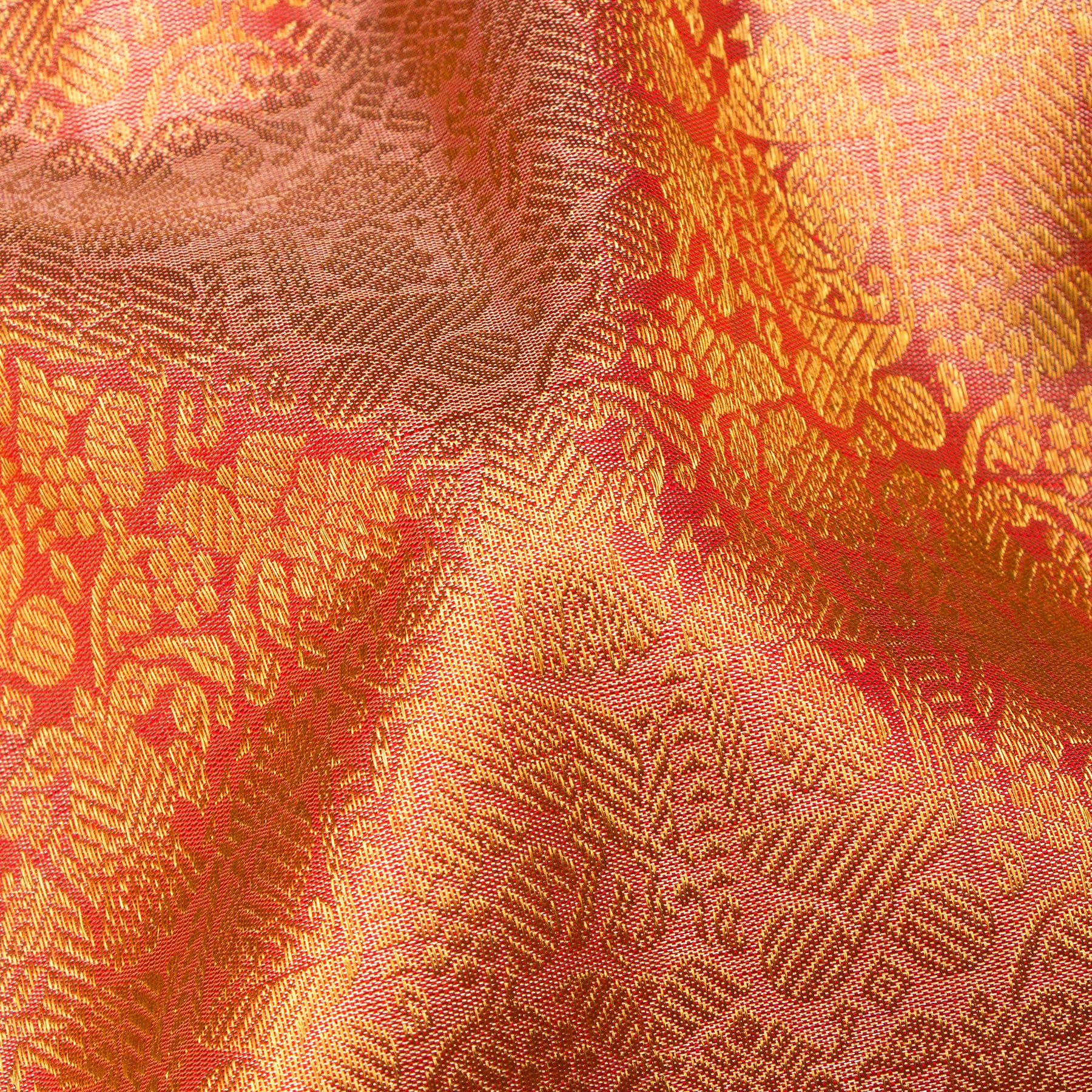 Kanakavalli Kanjivaram Silk Sari 25-110-HS001-02402 - Fabric View