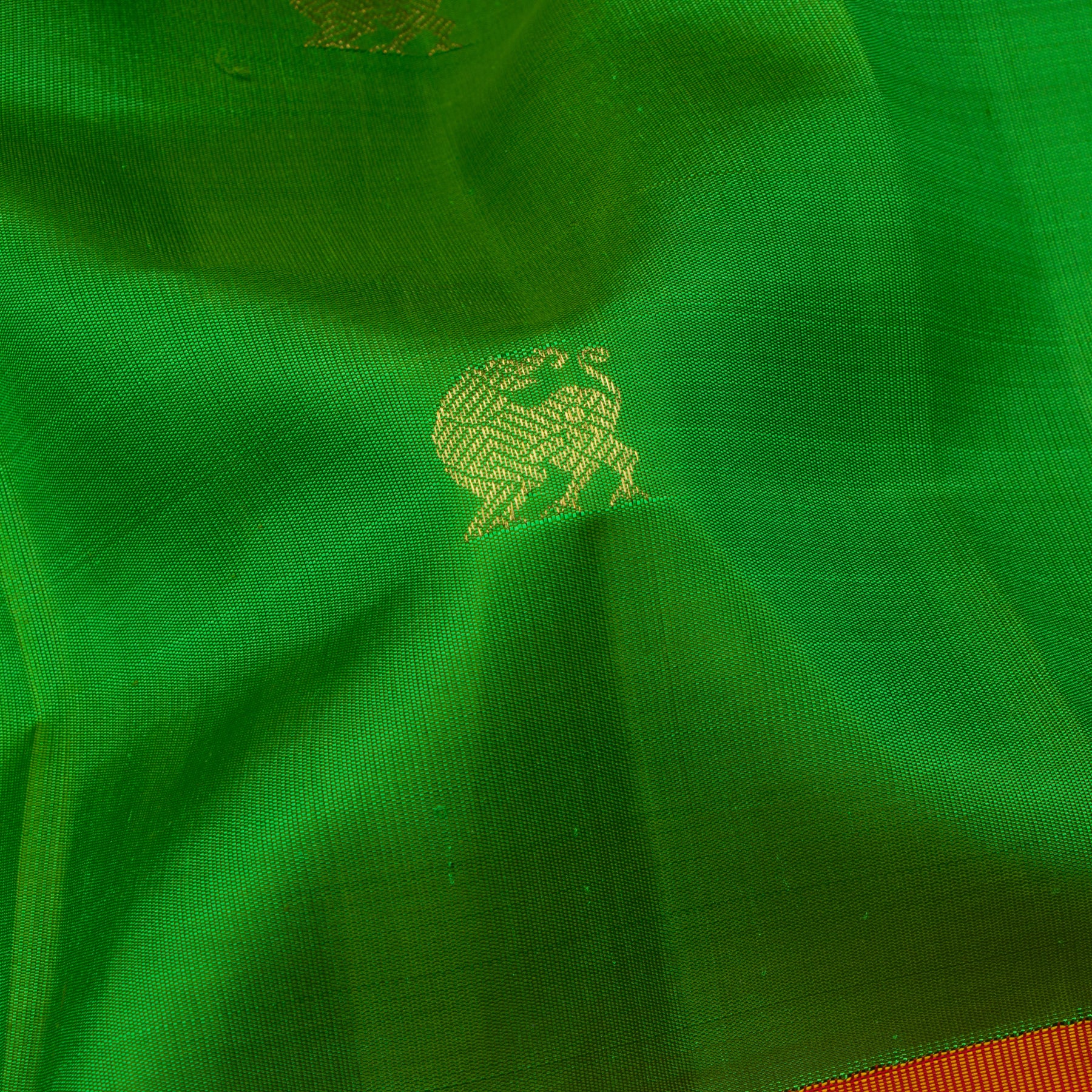 Kanakavalli Kanjivaram Silk Sari 25-110-HS001-02446 - Fabric View