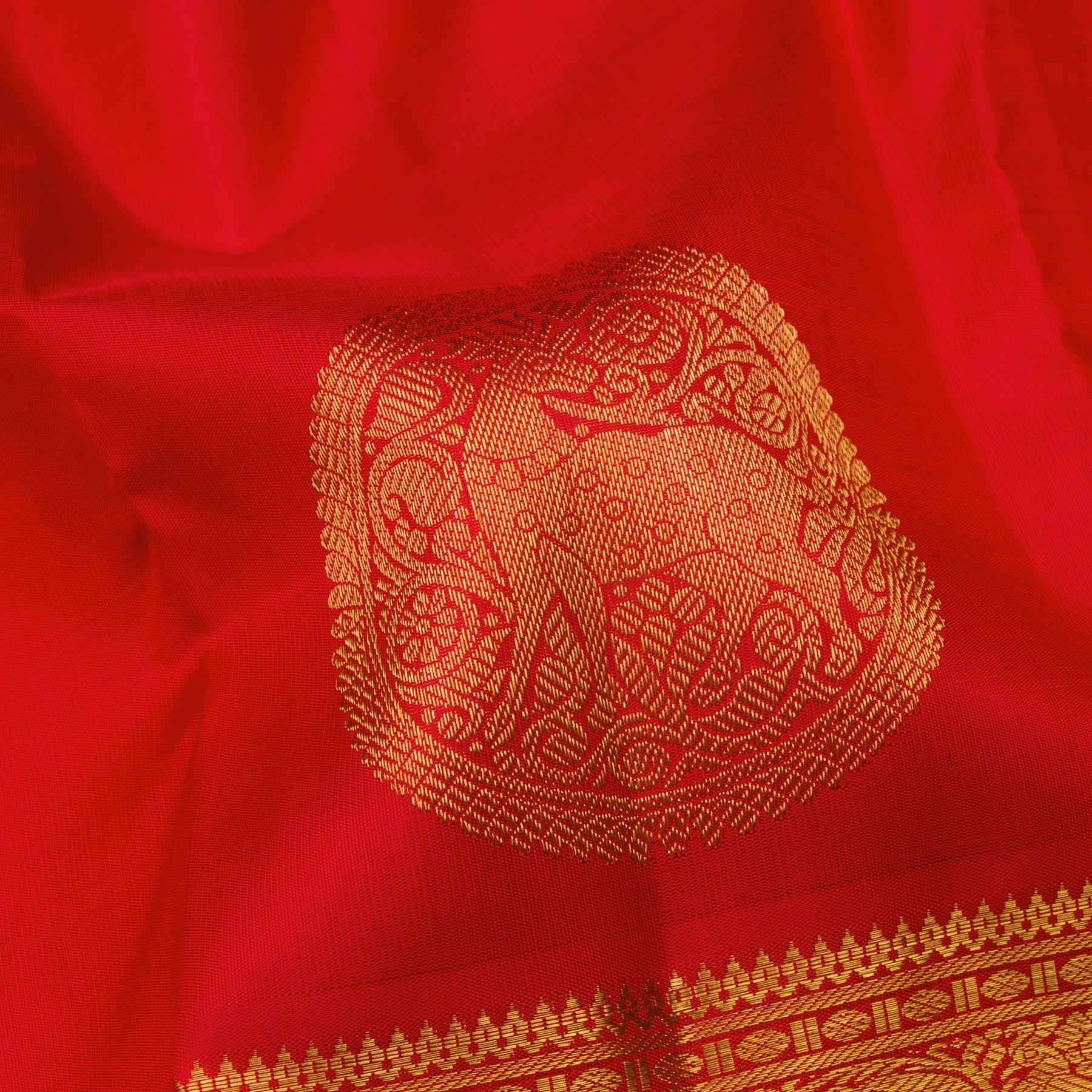 Kanakavalli Kanjivaram Silk Sari 25-110-HS001-02458 - Fabric View