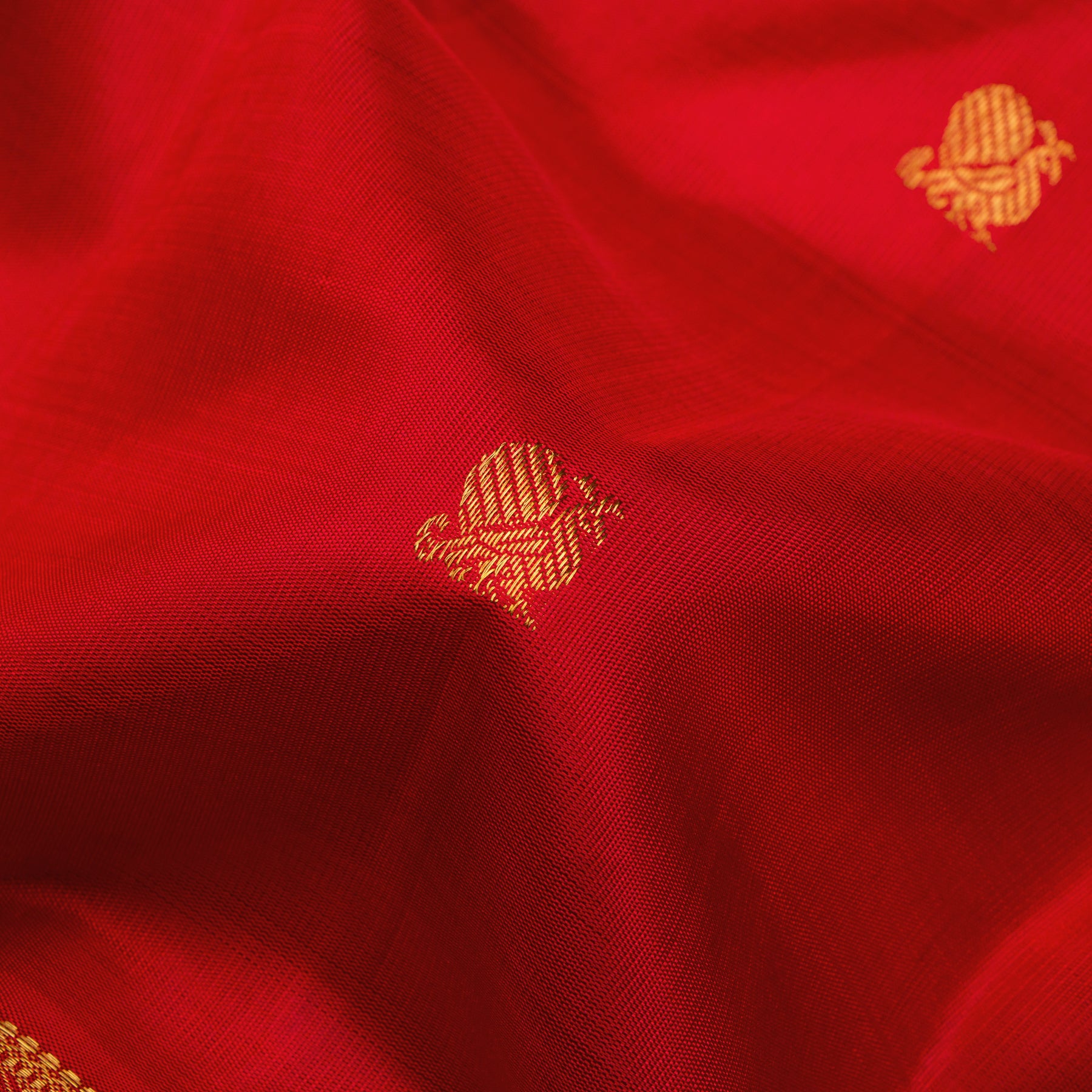 Kanakavalli Kanjivaram Silk Sari 25-110-HS001-02466 - Fabric View