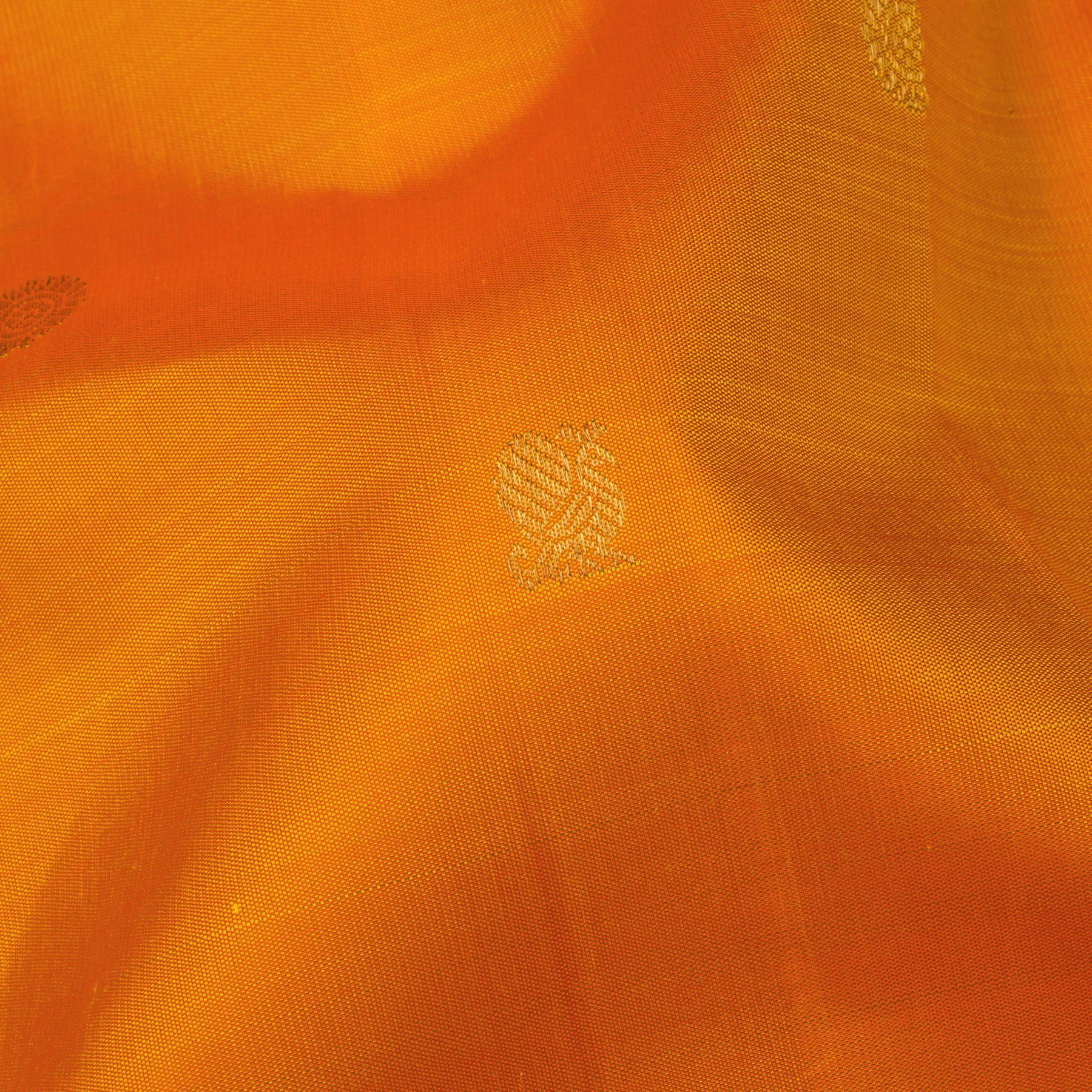 Kanakavalli Kanjivaram Silk Sari 25-110-HS001-02949 - Fabric View