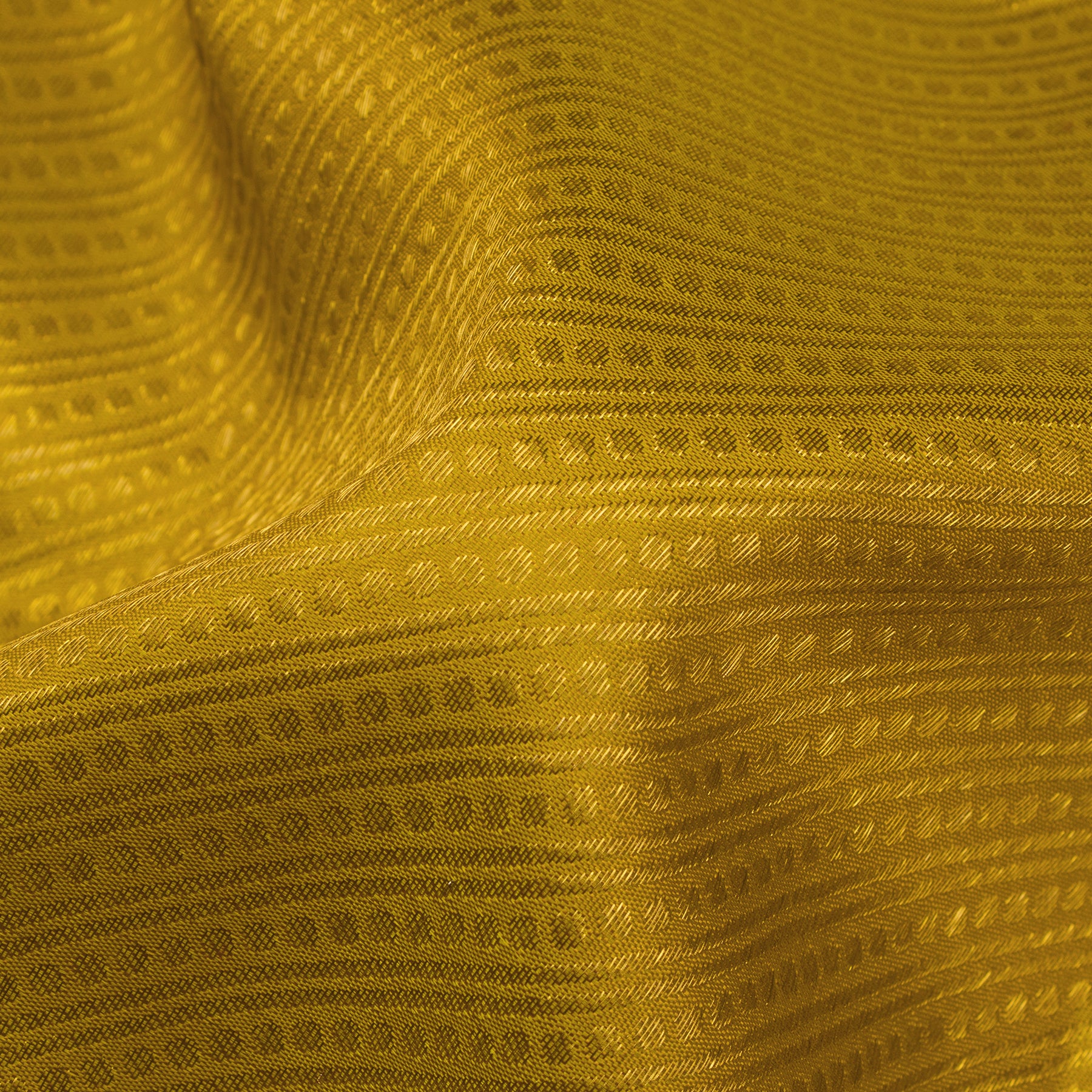 Kanakavalli Kanjivaram Silk Sari 25-110-HS001-03911 - Fabric View