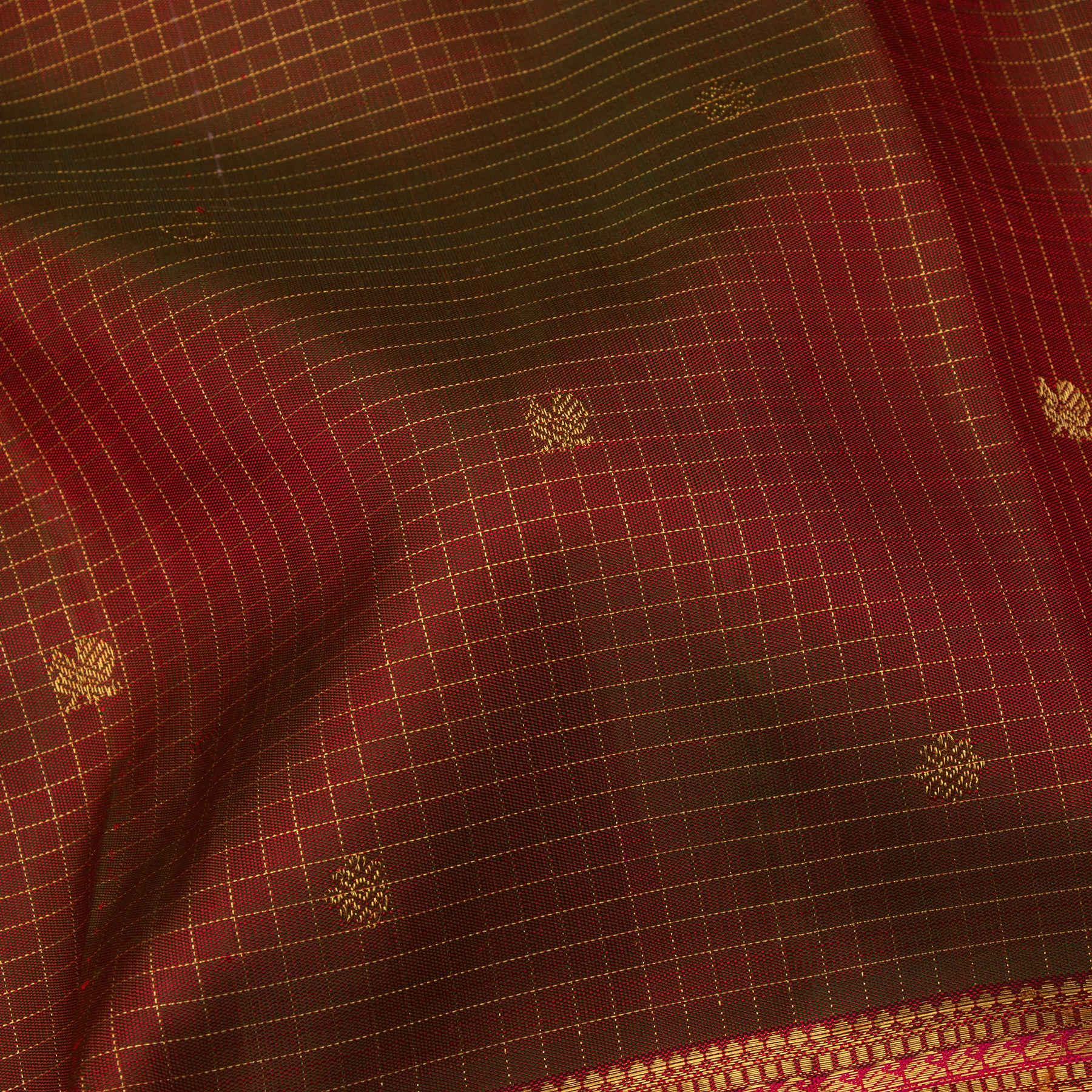 Kanakavalli Kanjivaram Silk Sari 25-110-HS001-04463 - Fabric View