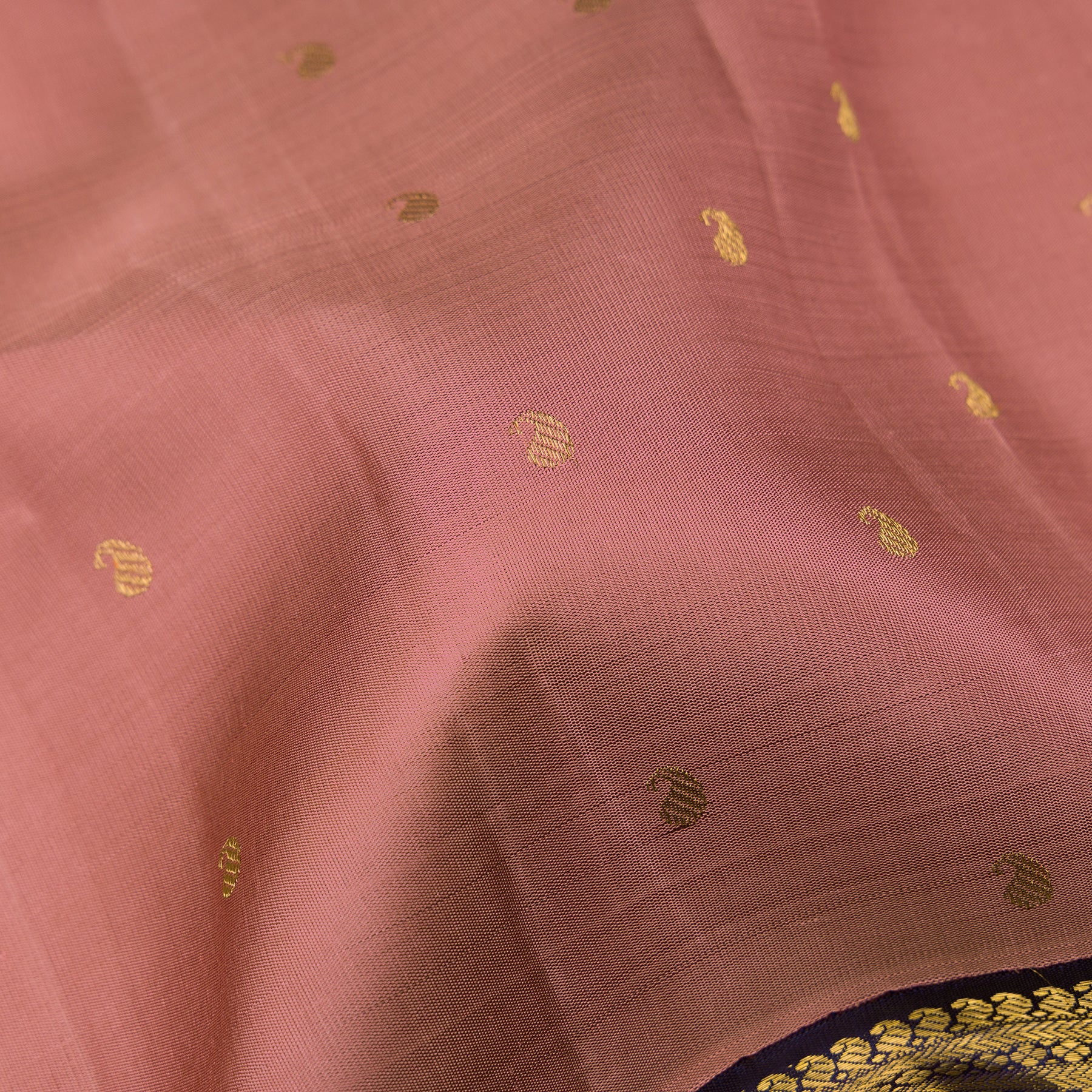Kanakavalli Kanjivaram Silk Sari 25-110-HS001-05573 - Fabric View