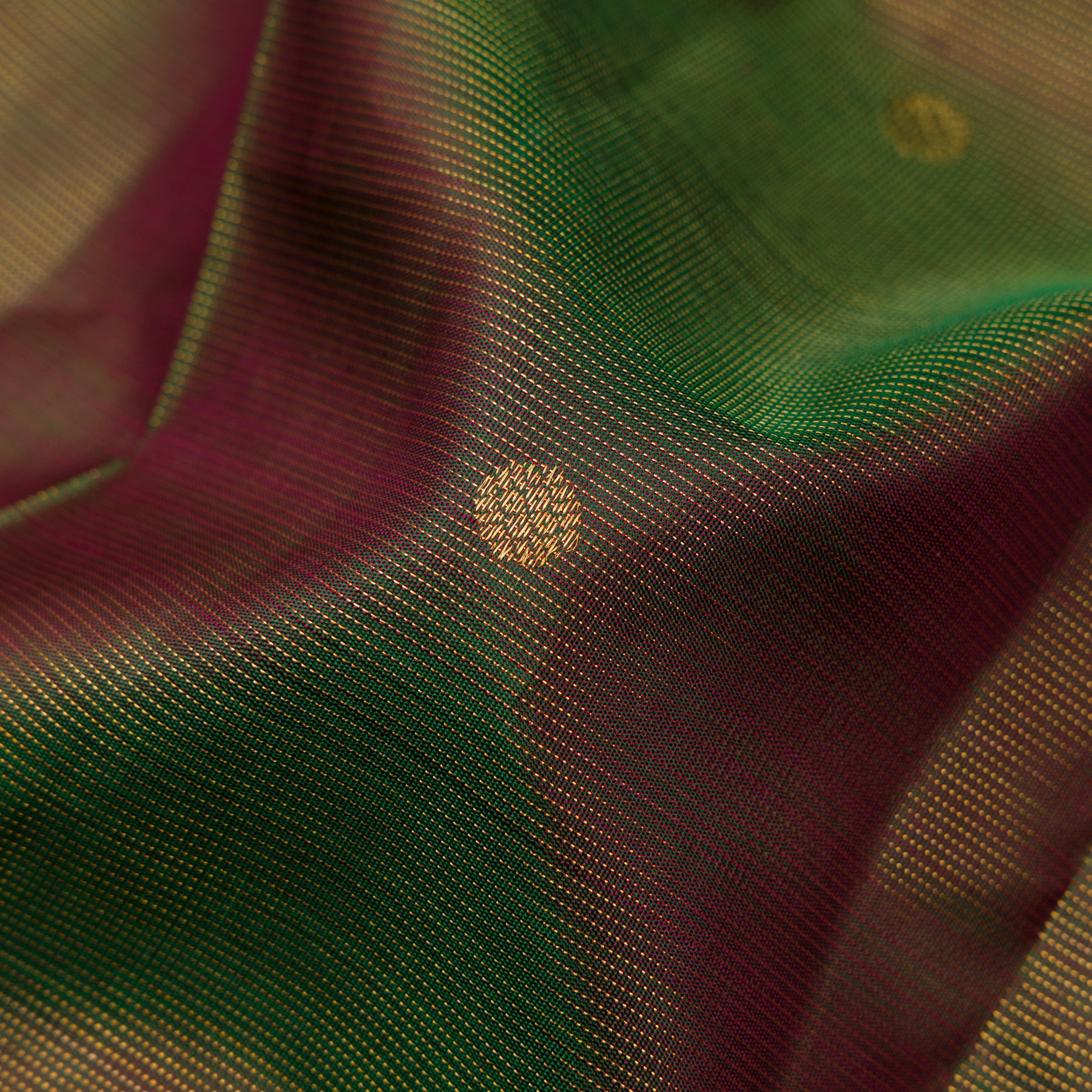 Kanakavalli Kanjivaram Silk Sari 25-110-HS001-06147 - Fabric View