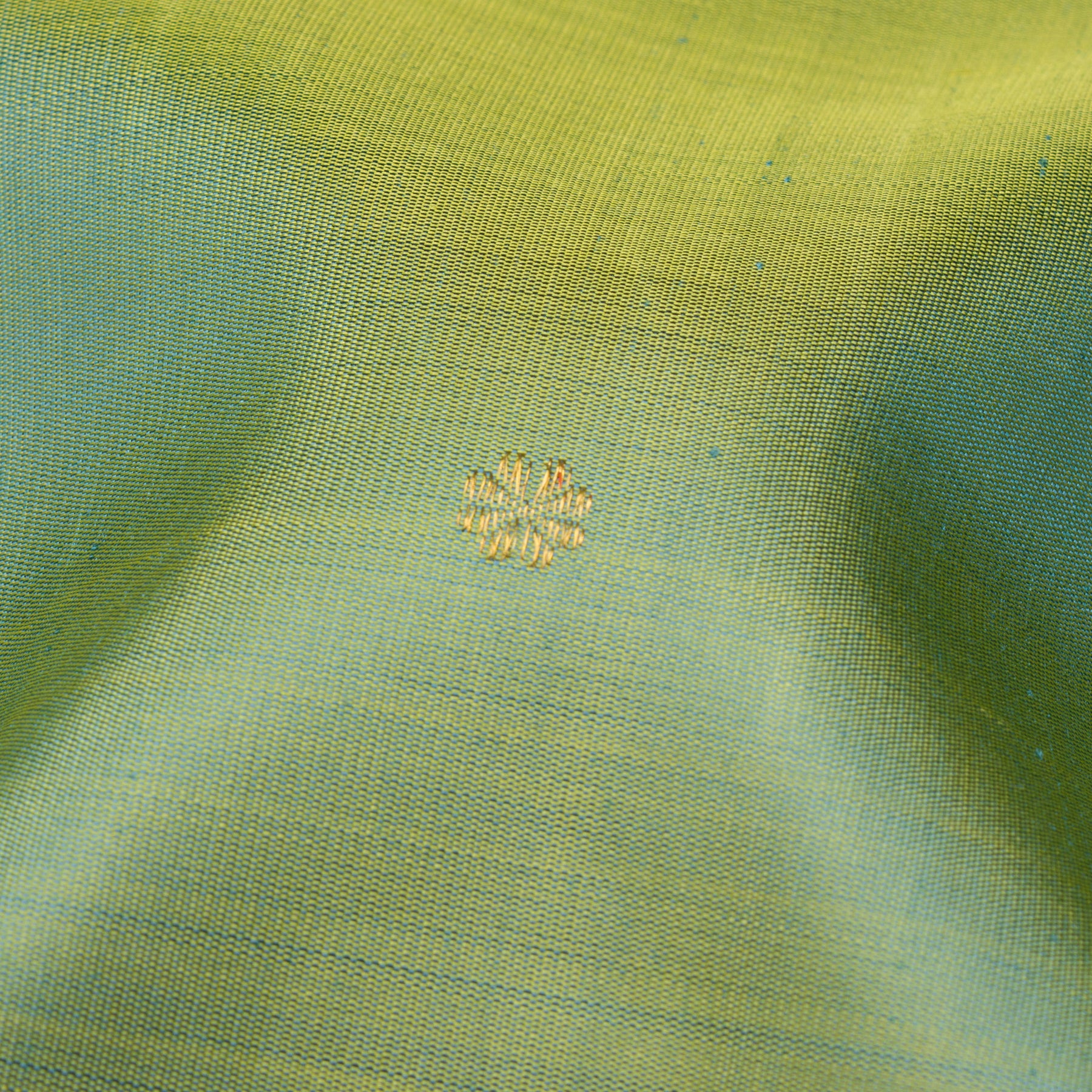 Kanakavalli Kanjivaram Silk Sari 25-110-HS001-06185 - Fabric View