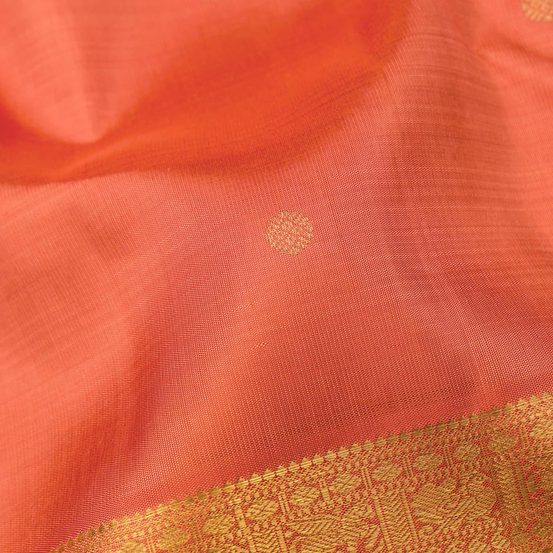 Kanakavalli Kanjivaram Silk Sari 25-110-HS001-06187 - Fabric View