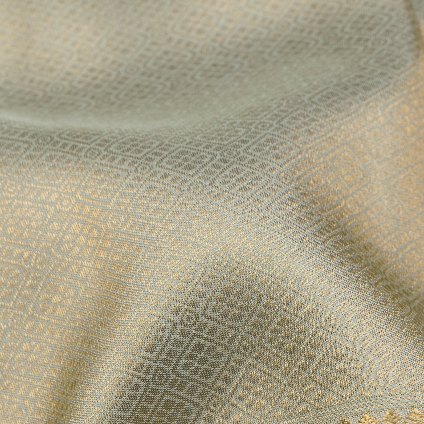 Kanakavalli Kanjivaram Silk Sari 25-110-HS001-06235 - Fabric View