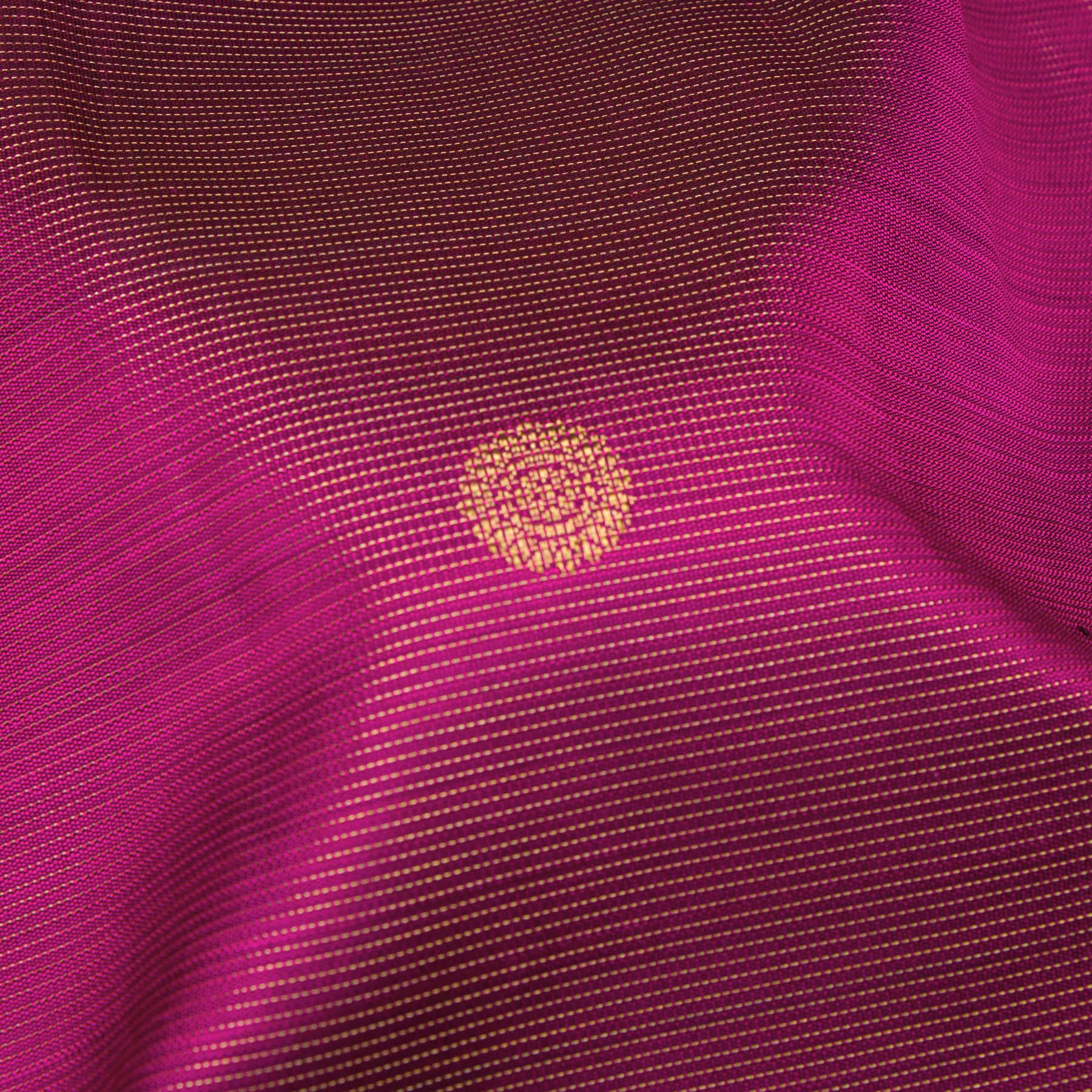Kanakavalli Kanjivaram Silk Sari 25-110-HS001-06285 - Fabric View