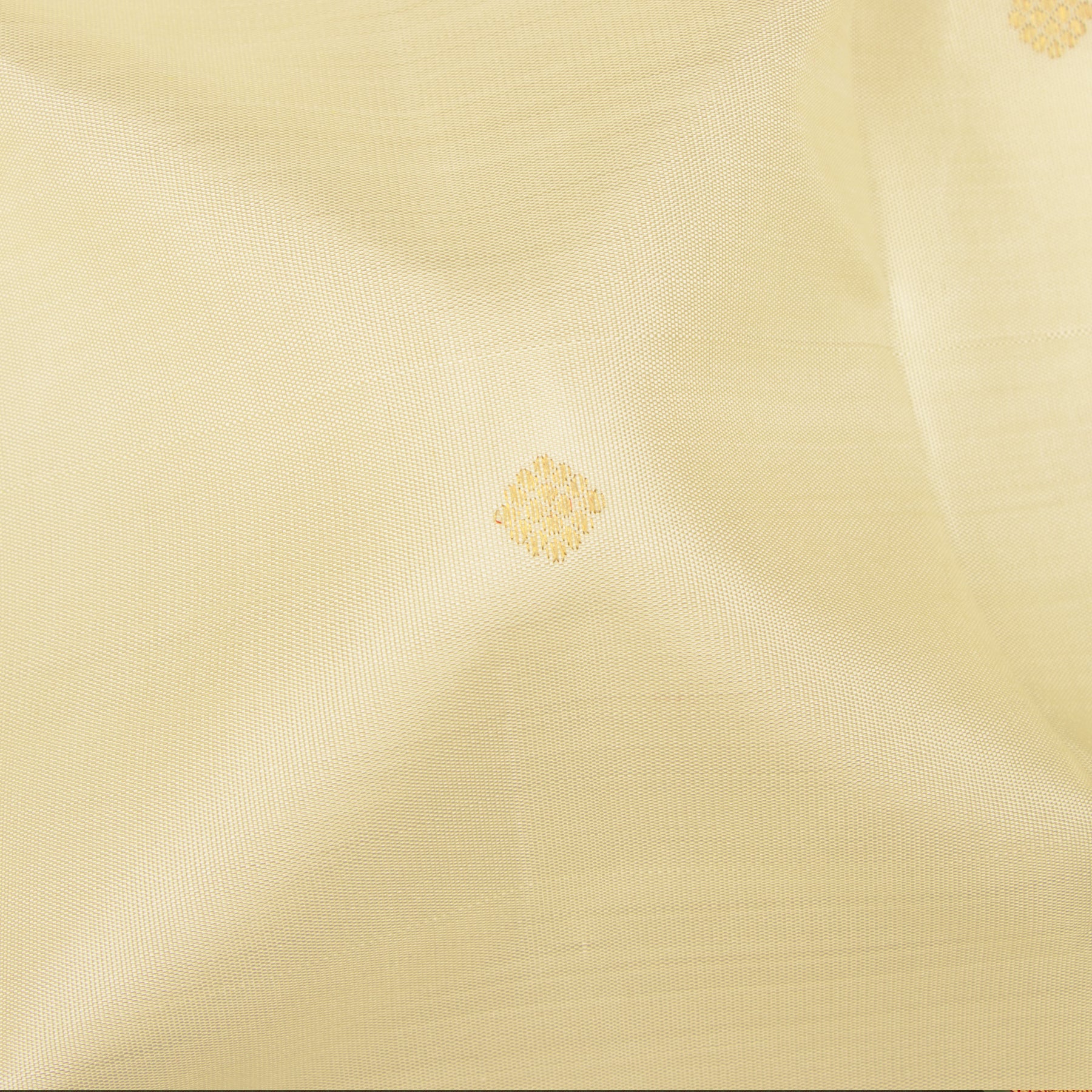 Kanakavalli Kanjivaram Silk Sari 25-110-HS001-06304 - Fabric View