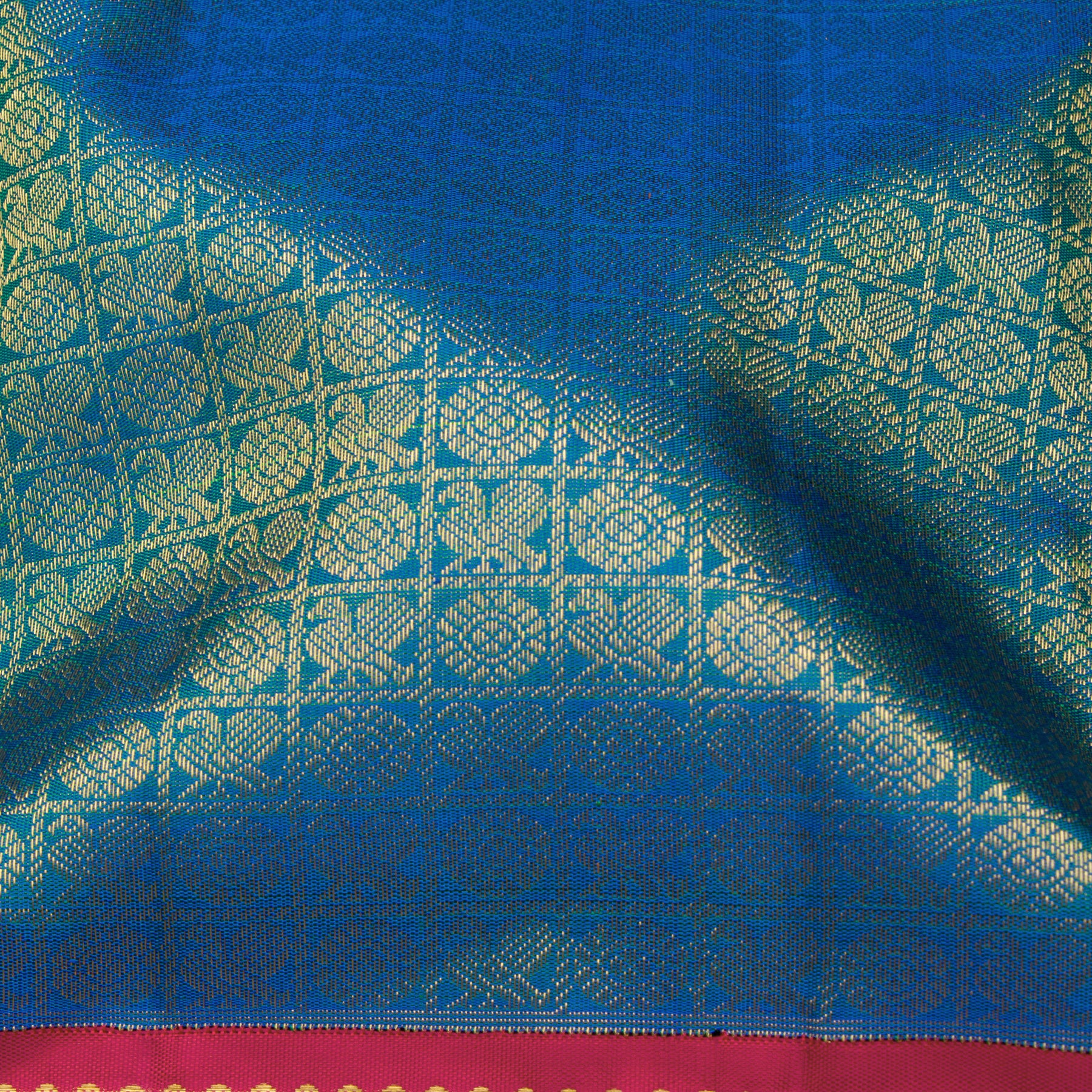 Kanakavalli Kanjivaram Silk Sari 25-110-HS001-08112 - Fabric View