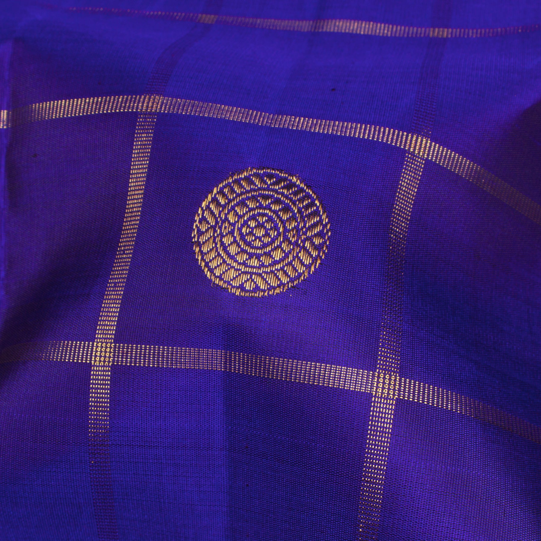 Kanakavalli Kanjivaram Silk Sari 25-110-HS001-08121 - Fabric View
