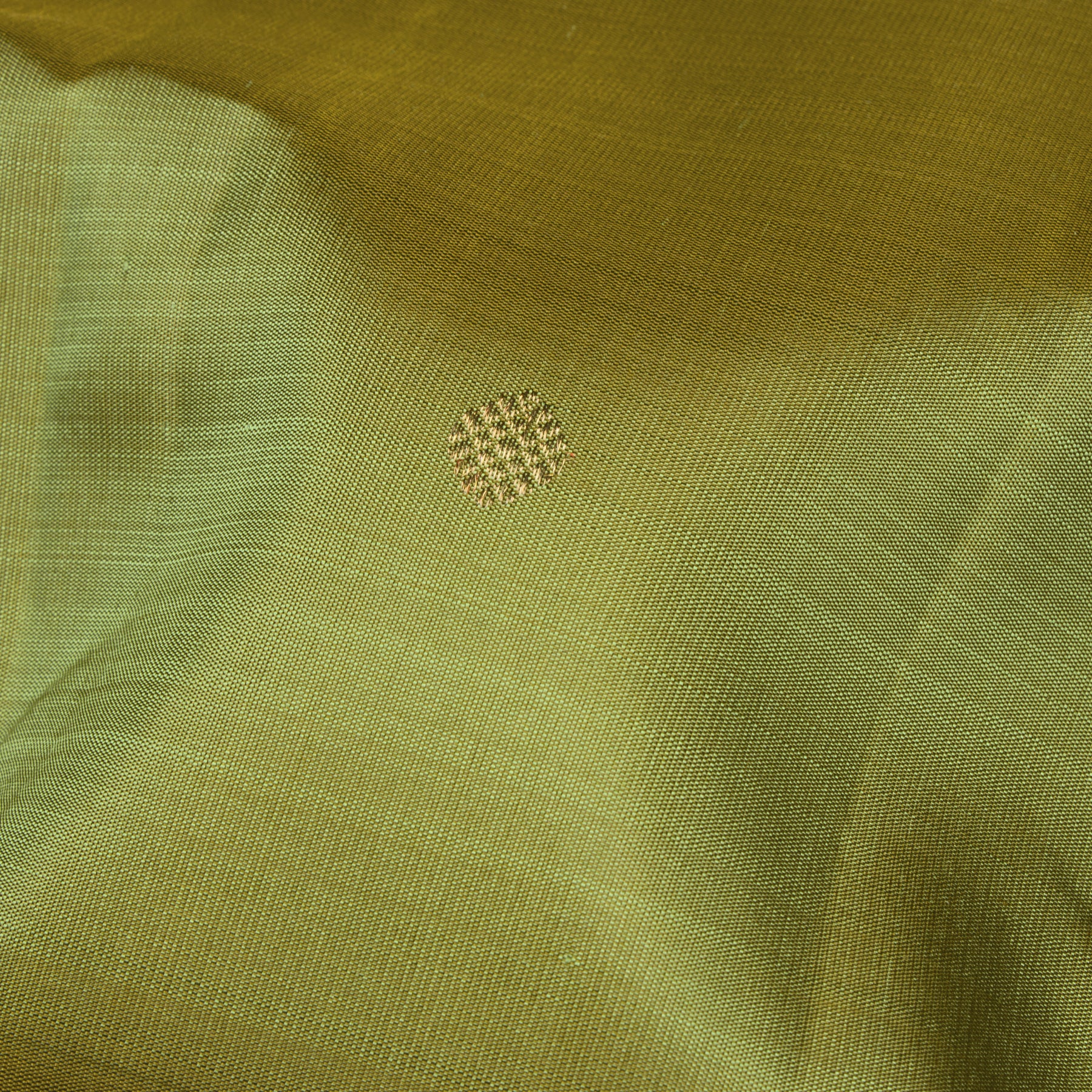 Kanakavalli Kanjivaram Silk Sari 25-110-HS001-08147 - Fabric View