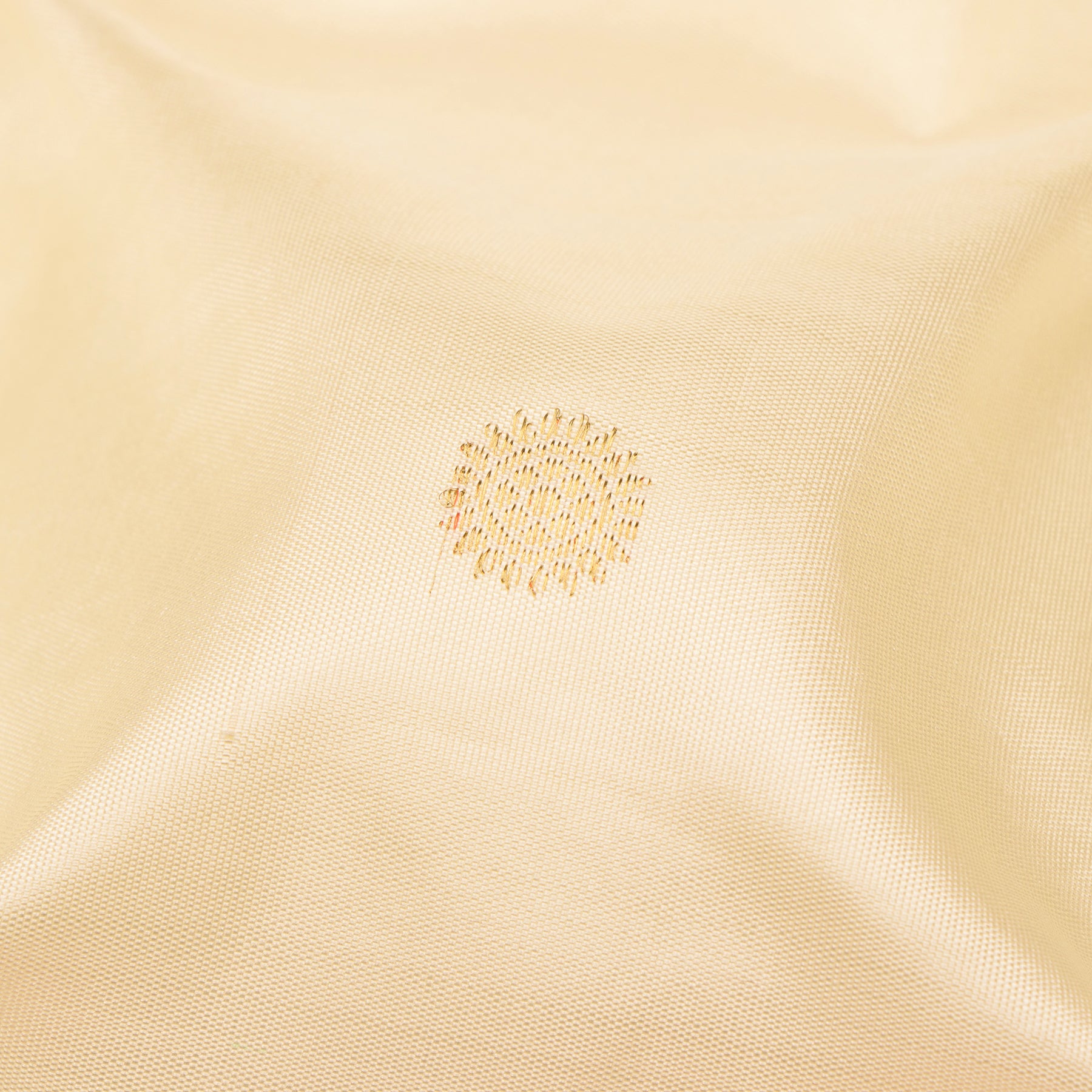 Kanakavalli Kanjivaram Silk Sari 25-110-HS001-08594 - Fabric View