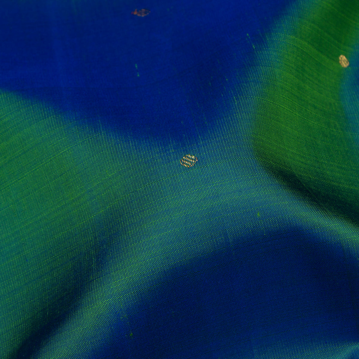 Kanakavalli Kanjivaram Silk Sari 25-110-HS001-08630 - Fabric View