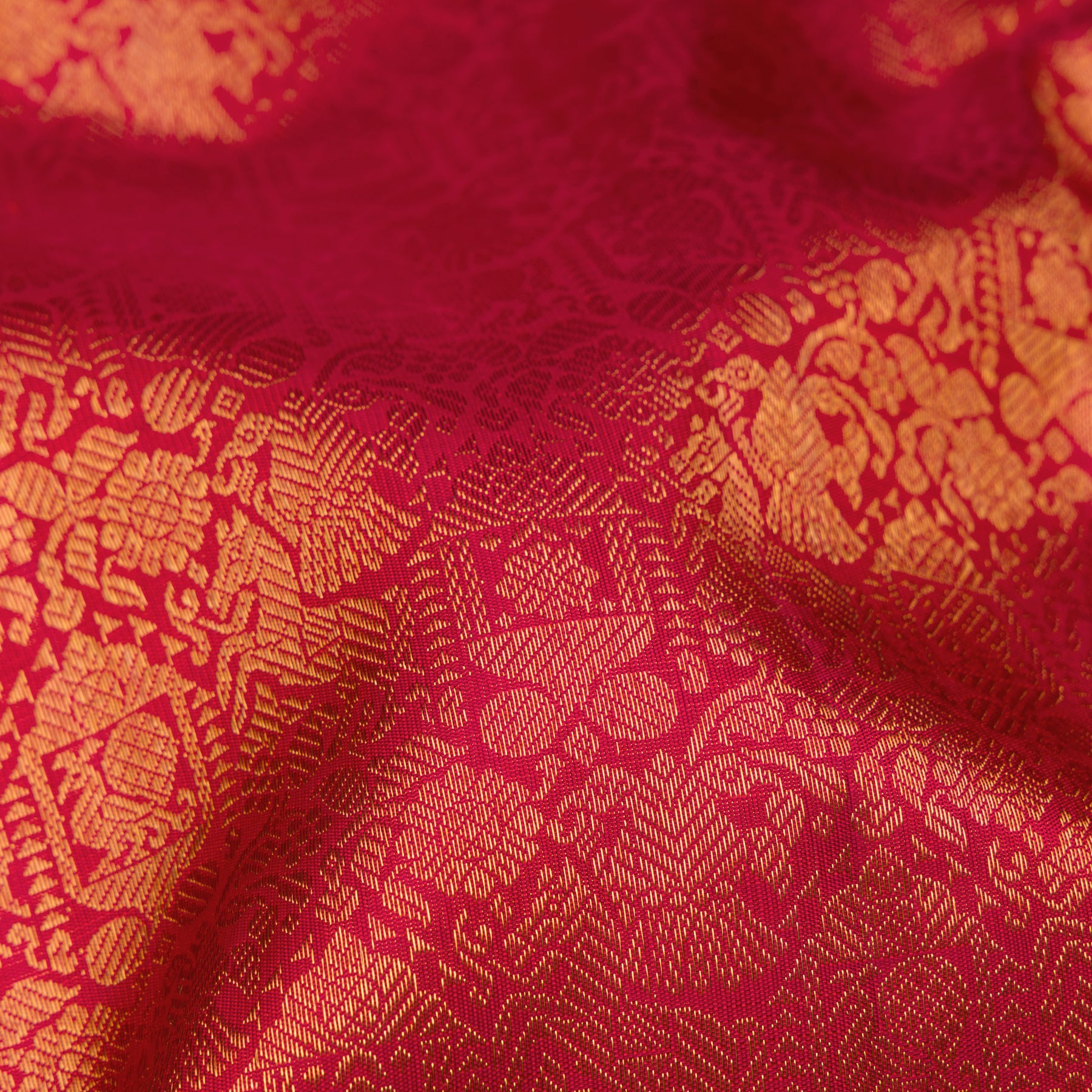Kanakavalli Kanjivaram Silk Sari 25-109-HS001-09580 - Fabric View