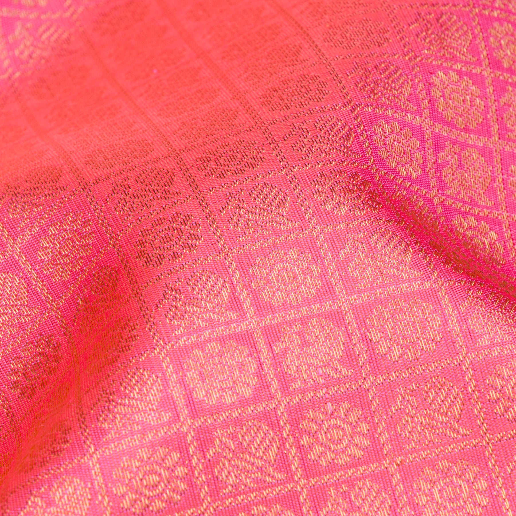 Kanakavalli Kanjivaram Silk Sari 25-110-HS001-09721 - Fabric View