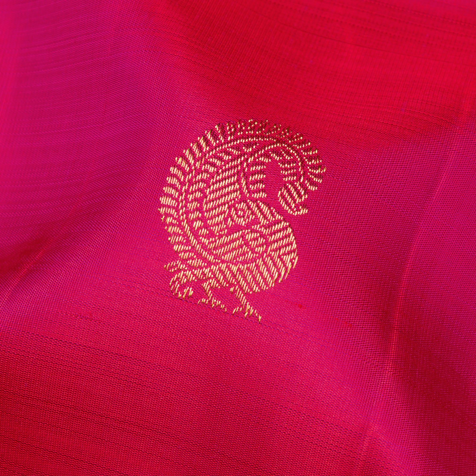 Kanakavalli Kanjivaram Silk Sari 25-110-HS001-10430 - Fabric View