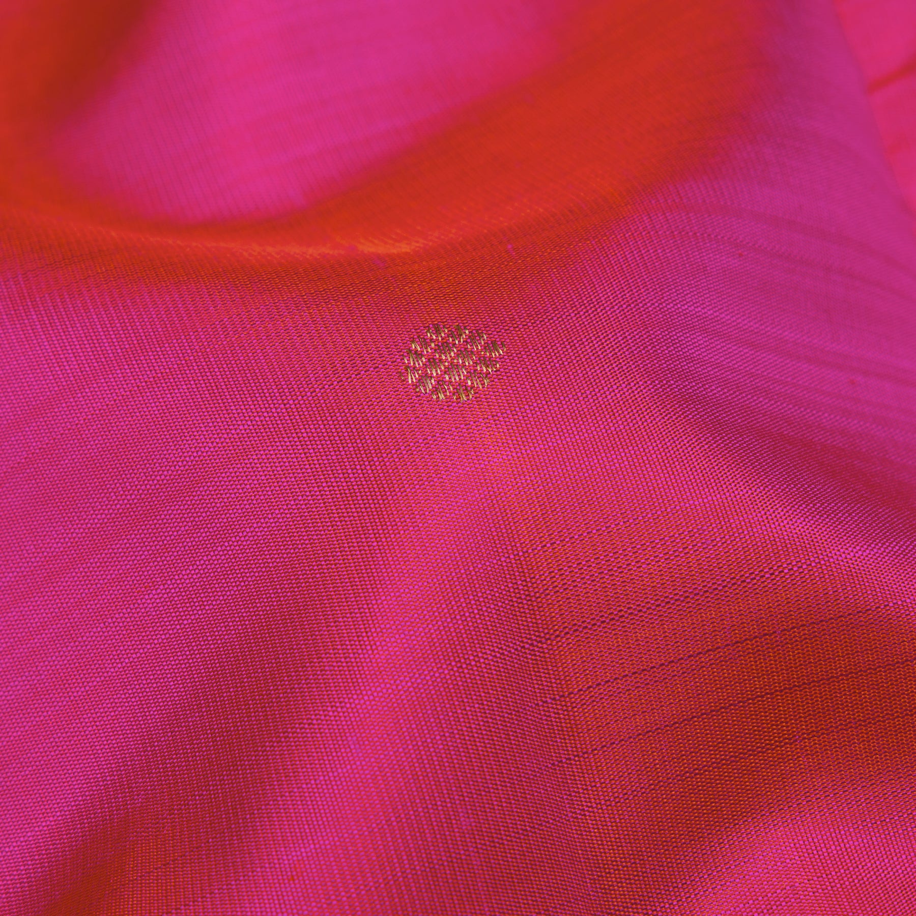 Kanakavalli Kanjivaram Silk Sari 25-110-HS001-10927 - Fabric View