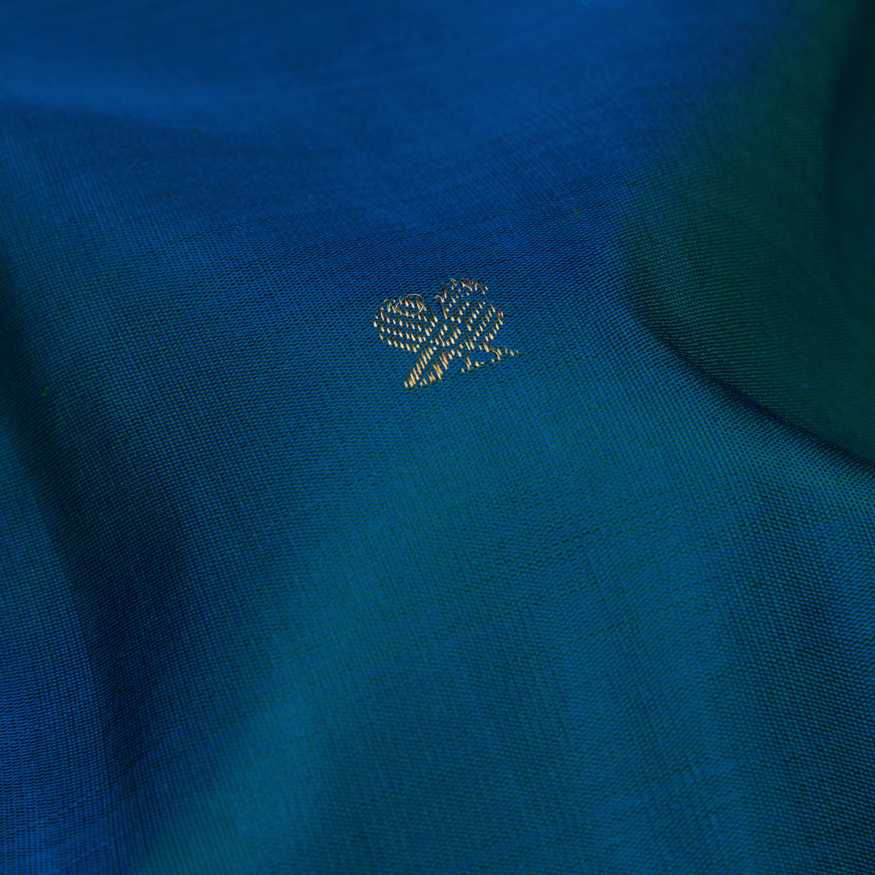 Kanakavalli Kanjivaram Silk Sari 25-110-HS001-10931 - Fabric View