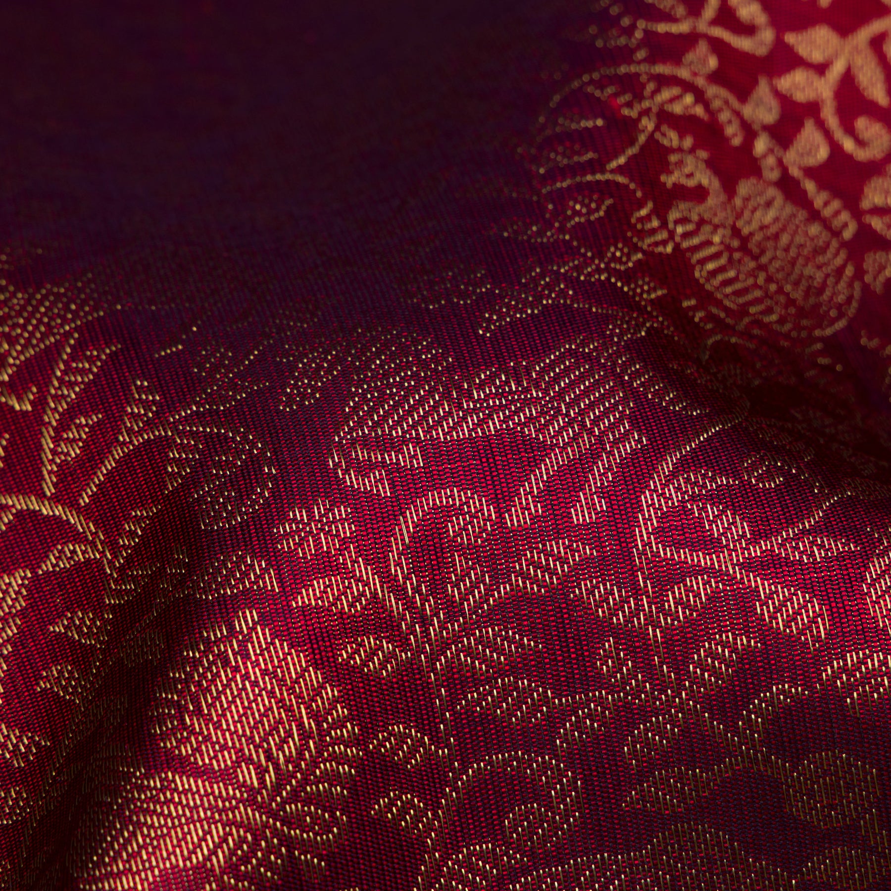 Kanakavalli Kanjivaram Silk Sari 25-110-HS001-10982 - Fabric View