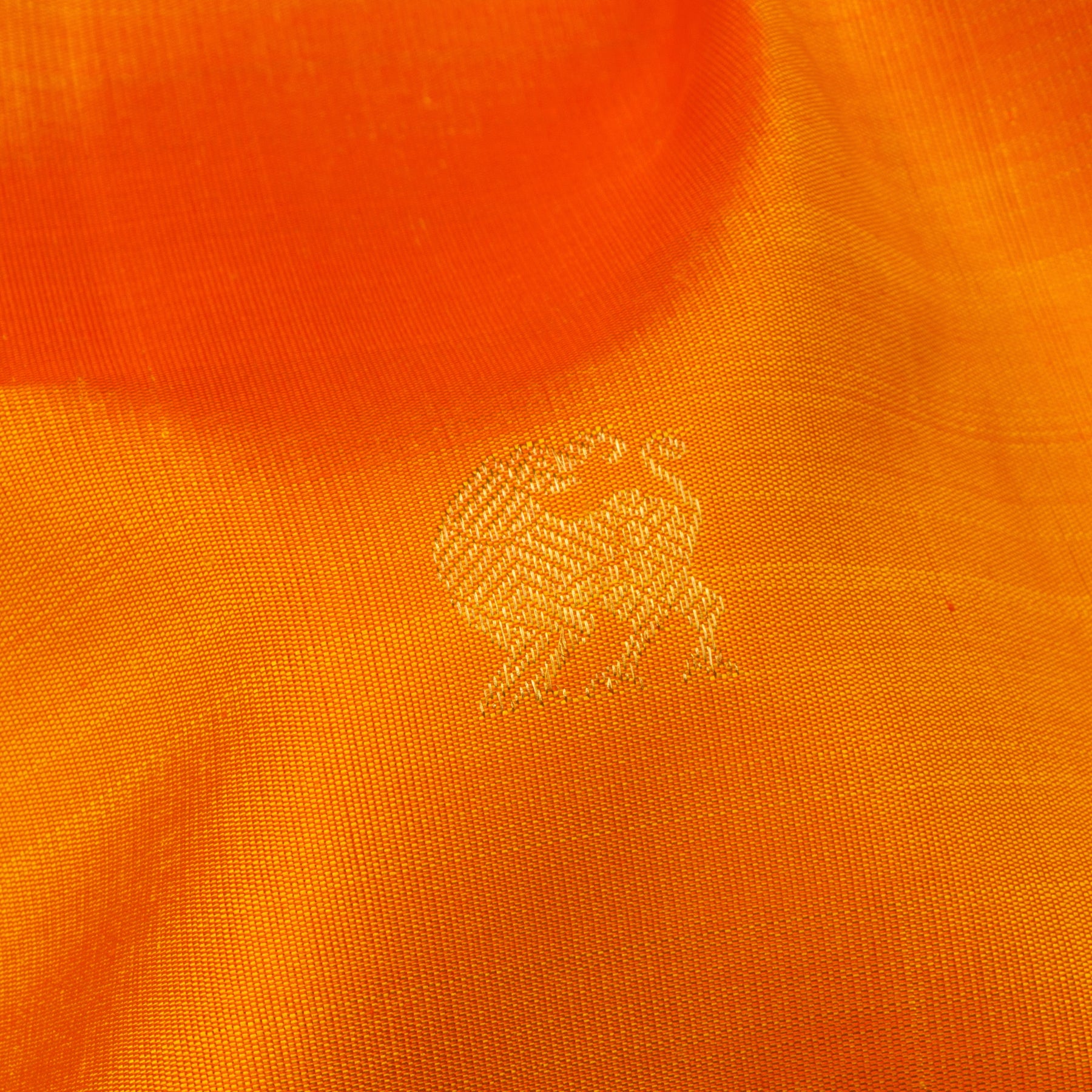 Kanakavalli Kanjivaram Silk Sari 25-110-HS001-03945 - Fabric View