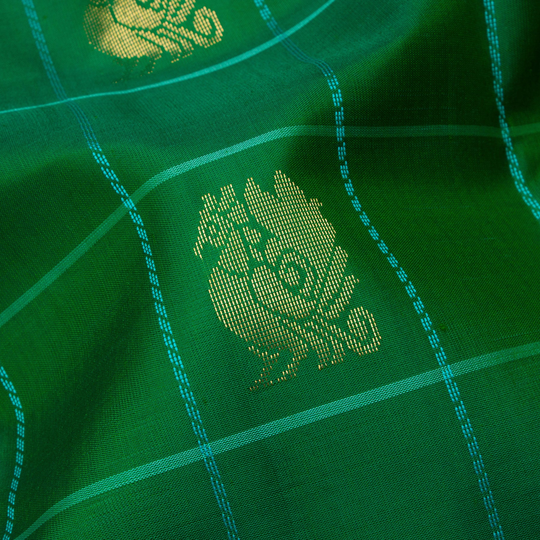 Kanakavalli Soft Silk Sari 25-431-HS001-03054 - Fabric View