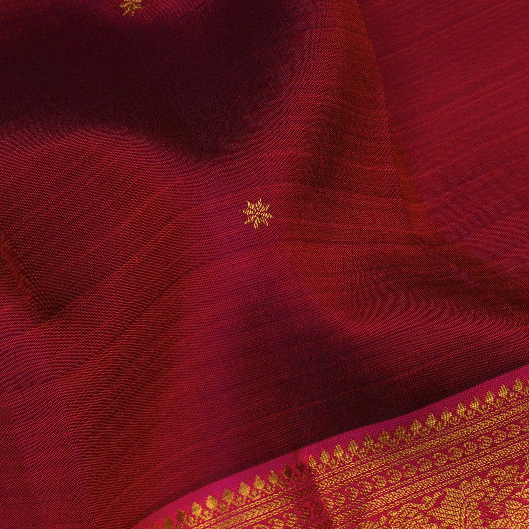 Kanakavalli Kanjivaram Silk Sari 25-595-HS001-00104 - Fabric View
