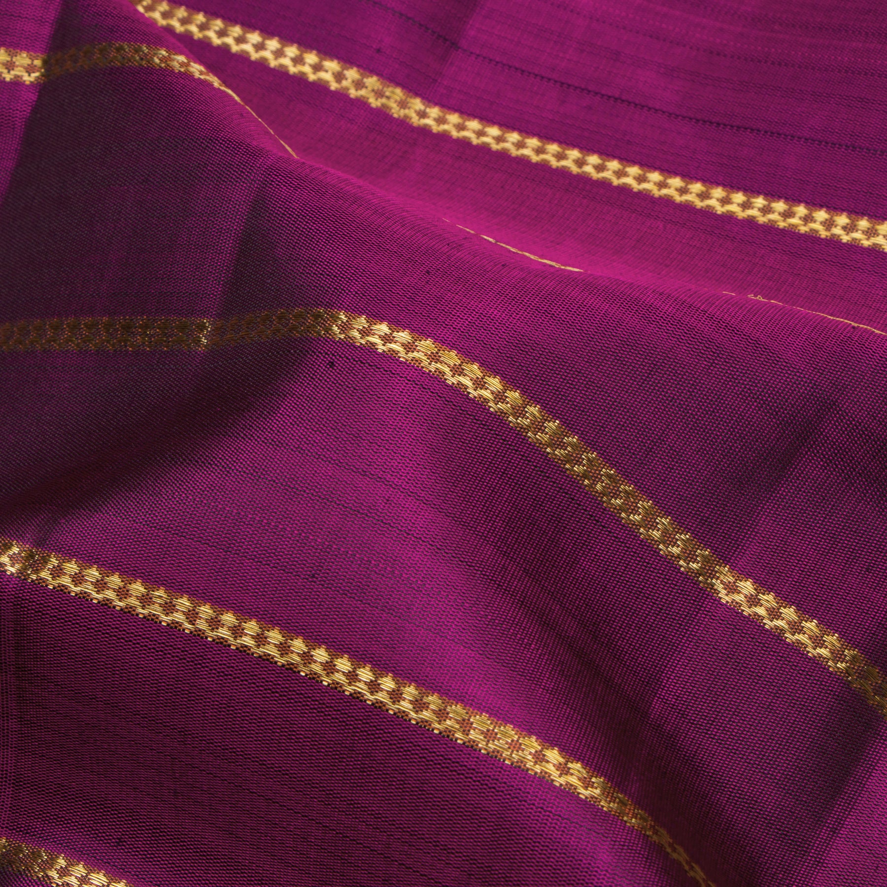 Kanakavalli Kanjivaram Silk Sari 25-595-HS001-00890 - Fabric View