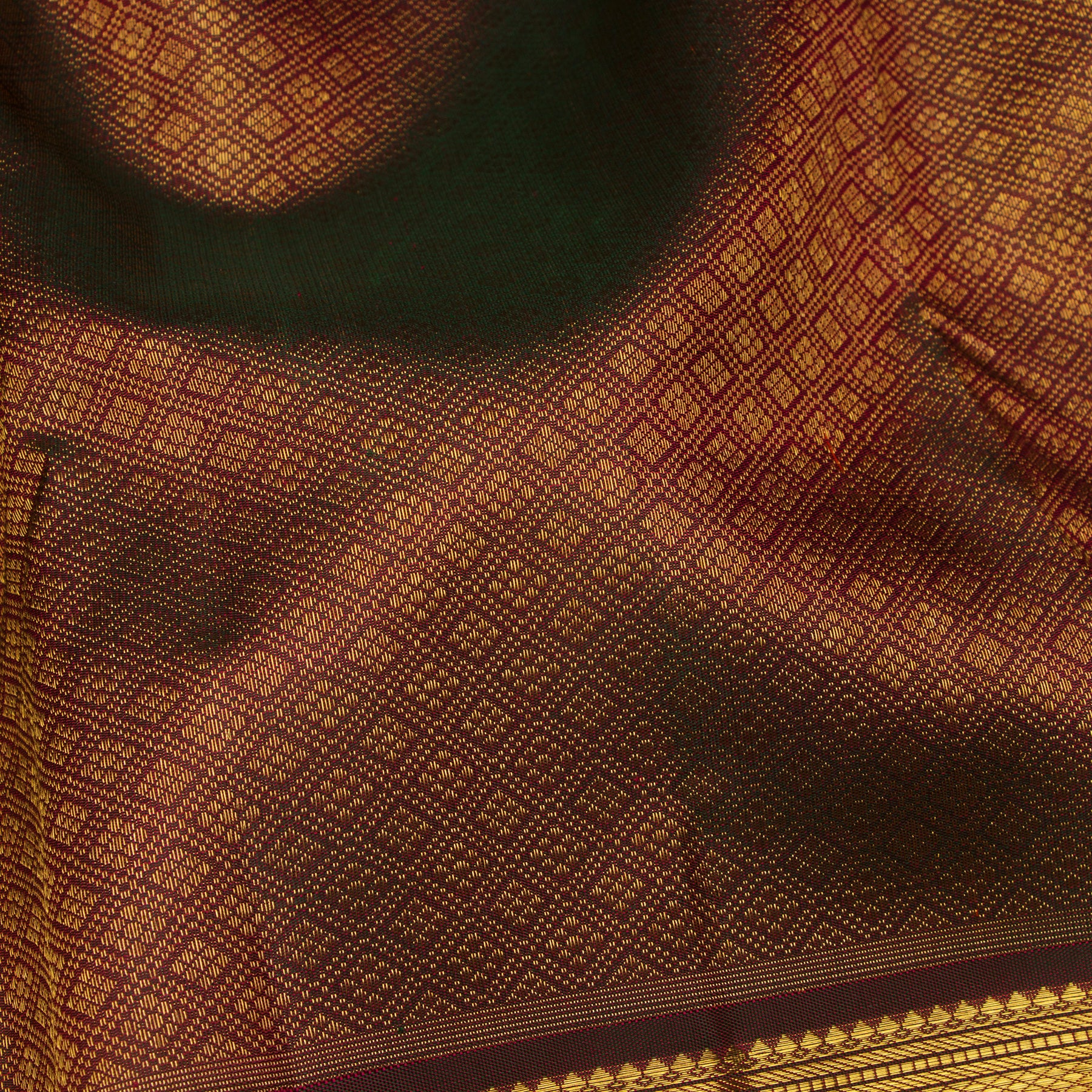 Kanakavalli Kanjivaram Silk Sari 25-595-HS001-00974 - Fabric View
