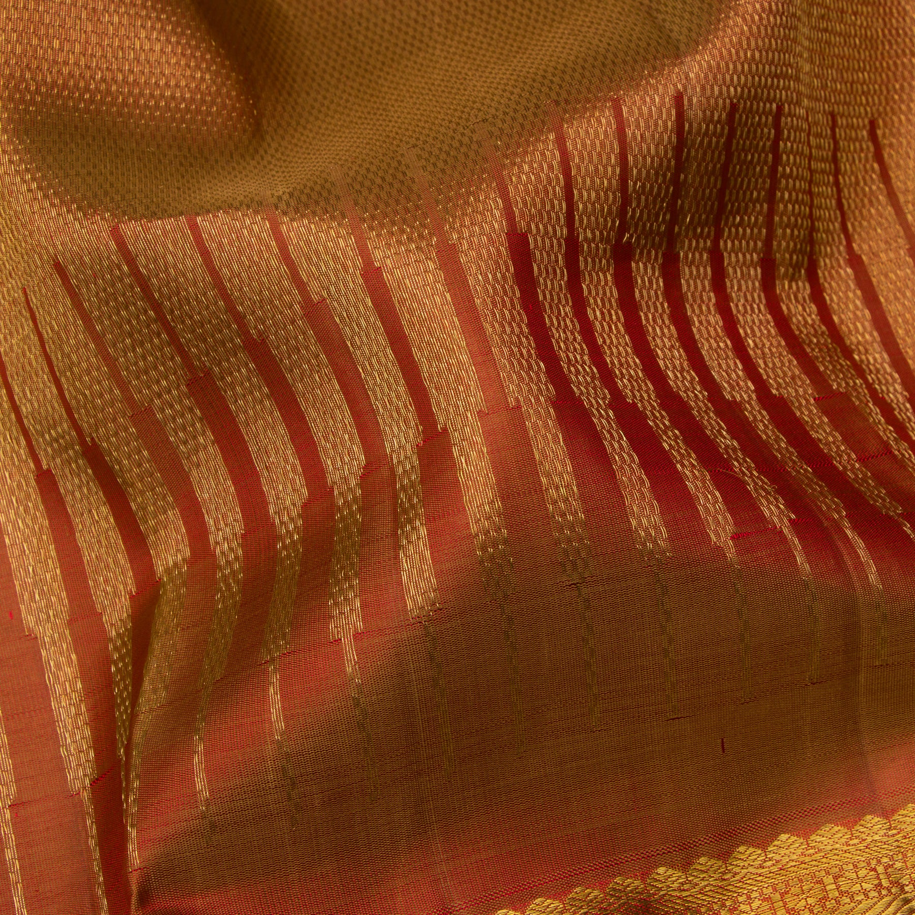 Kanakavalli Kanjivaram Silk Sari 25-595-HS001-00976 - Fabric View