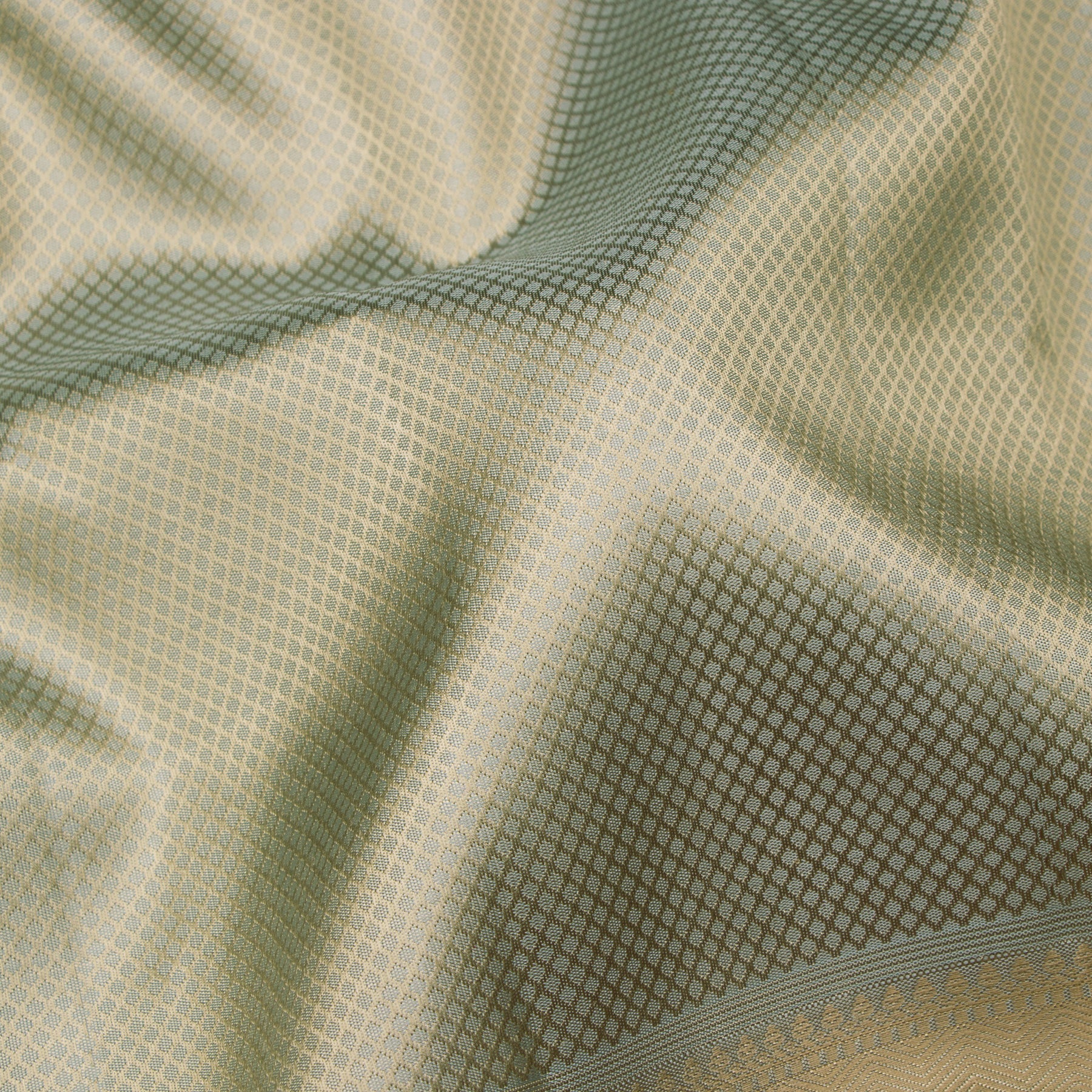 Kanakavalli Kanjivaram Silk Sari 25-595-HS001-02137 - Fabric View