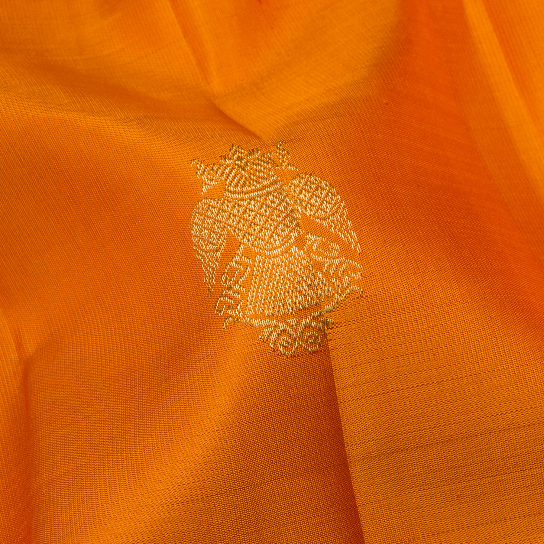 Kanakavalli Kanjivaram Silk Sari 25-595-HS001-02139 - Fabric View