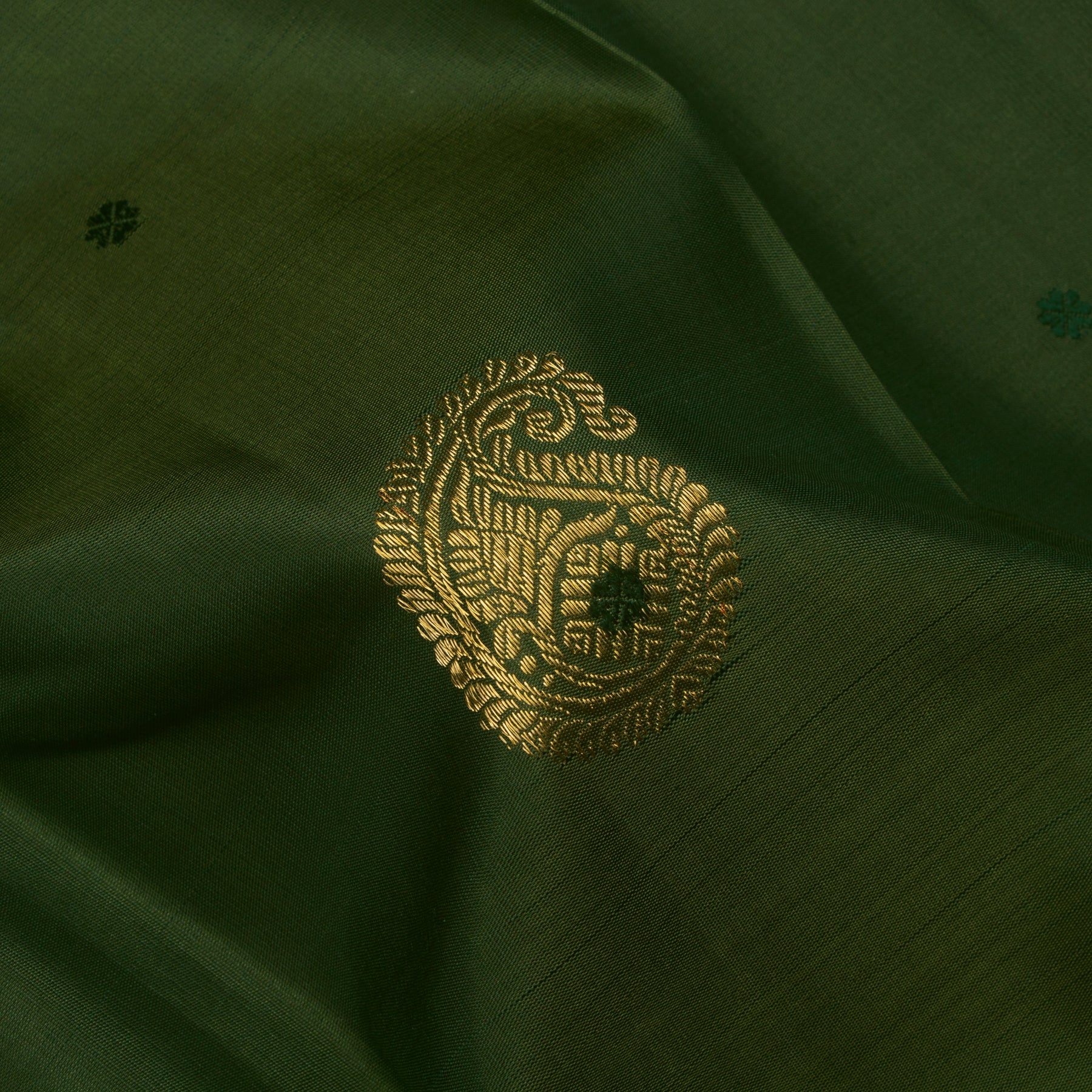 Kanakavalli Kanjivaram Silk Sari 25-595-HS001-02170 - Fabric View