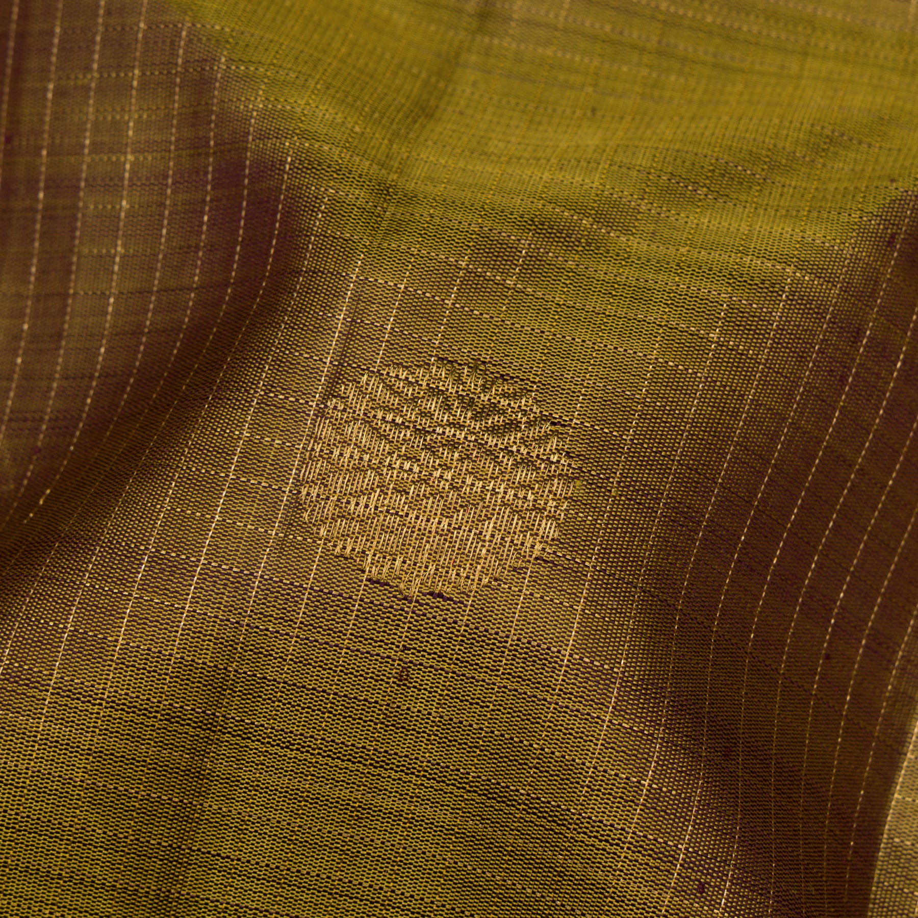 Kanakavalli Kanjivaram Silk Sari 25-595-HS001-02217 - Fabric View