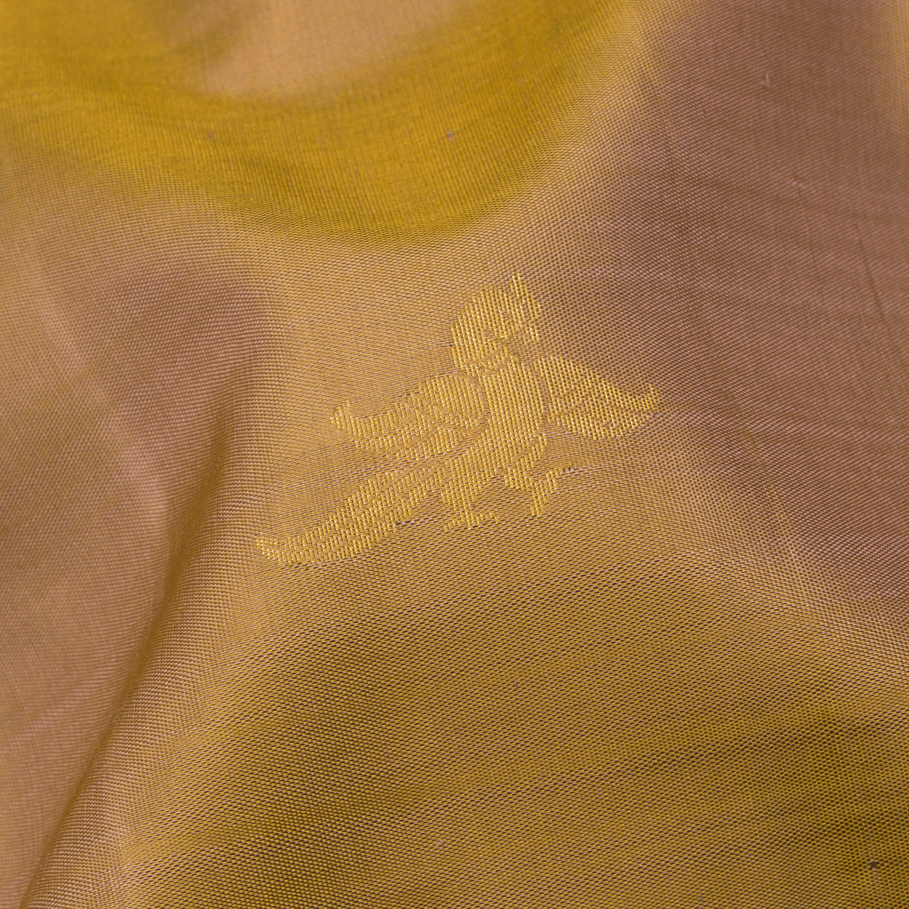 Kanakavalli Kanjivaram Silk Sari 25-595-HS001-02811 - Fabric View