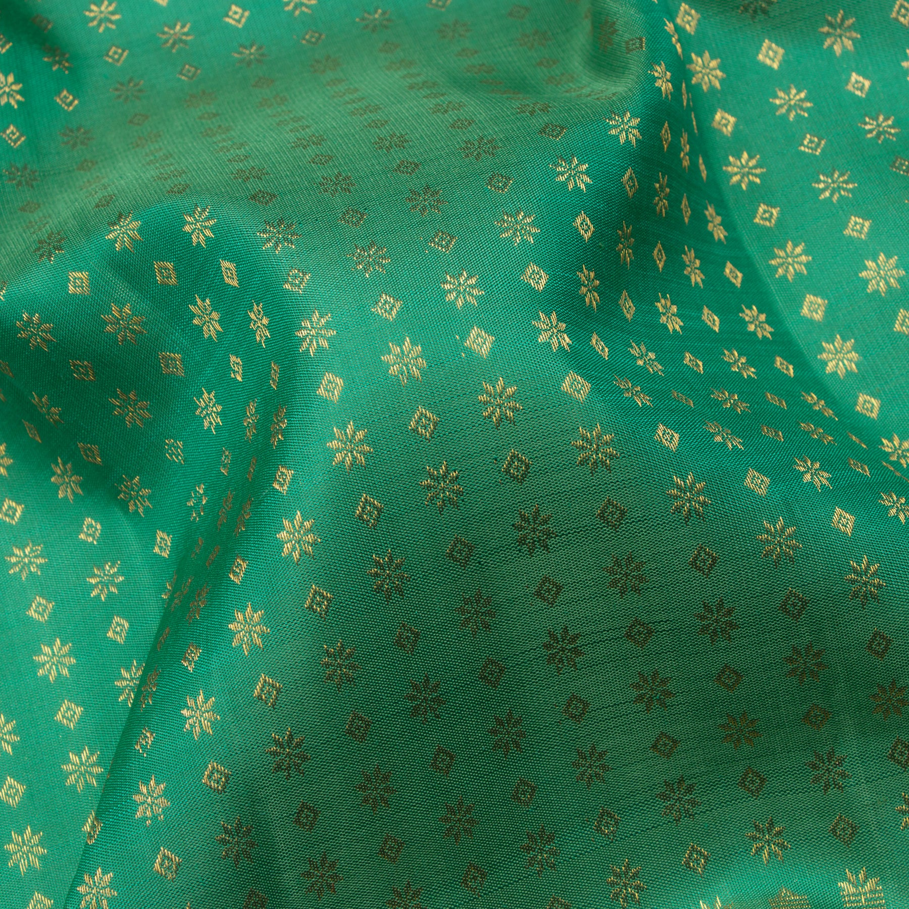 Kanakavalli Kanjivaram Silk Sari 25-595-HS001-02867 - Fabric View